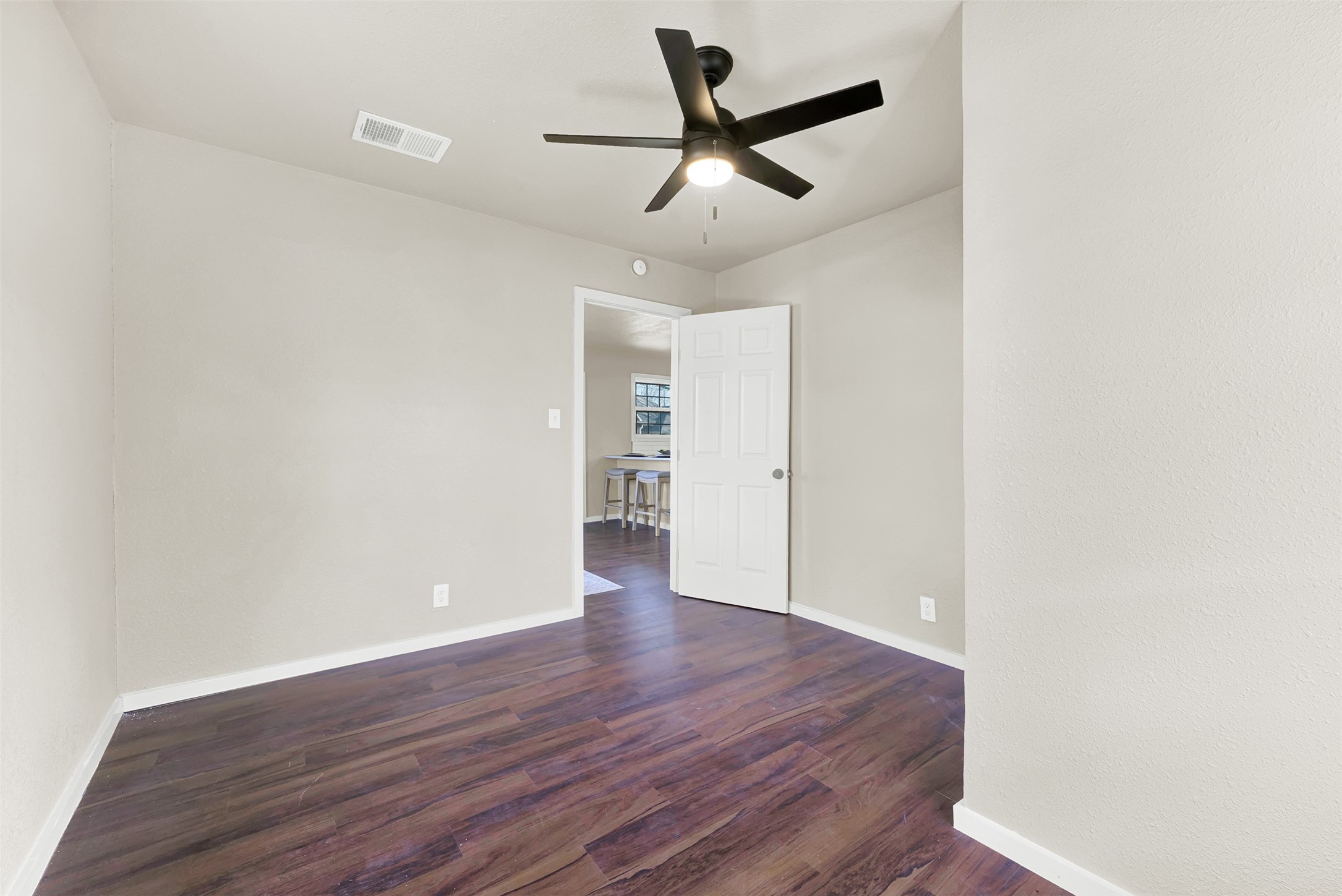 1205 N Bradley Street