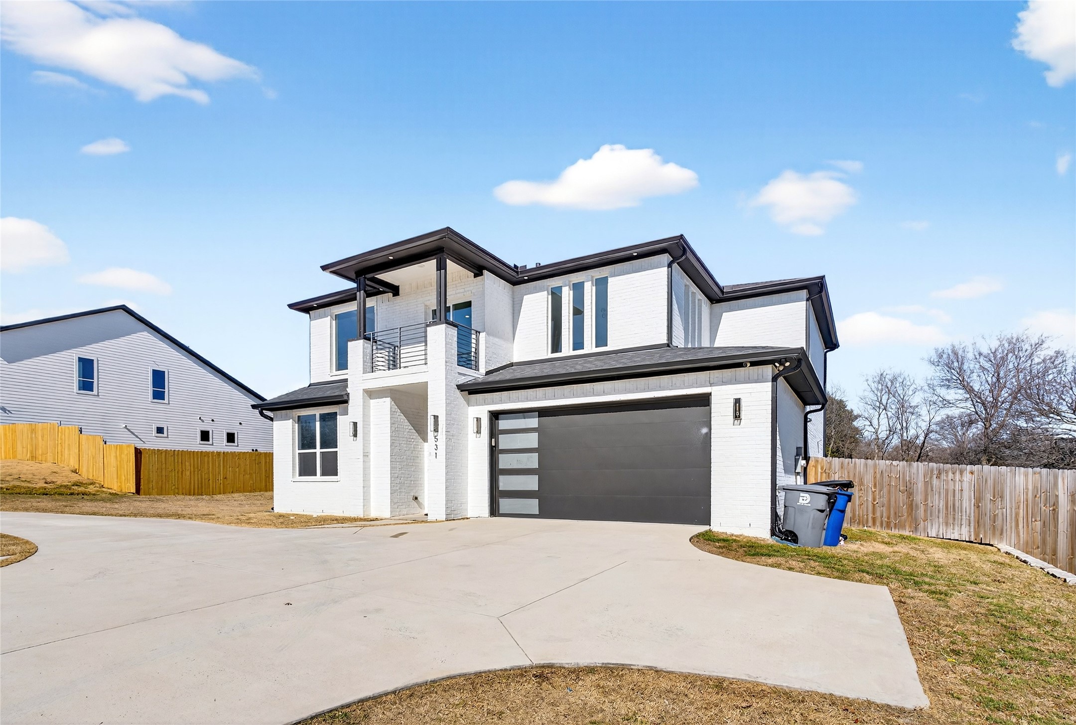 531 W Laureland Road