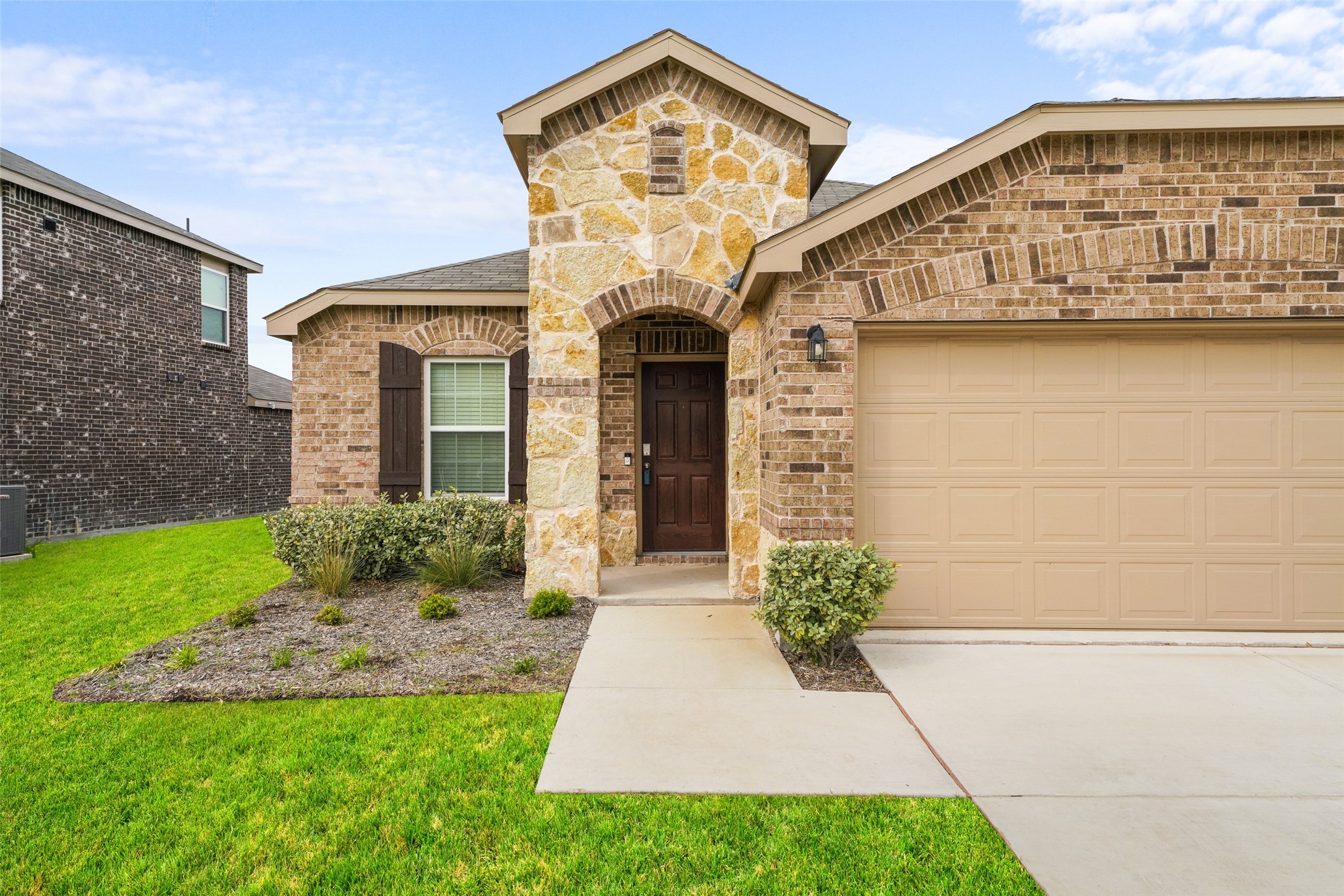 2062 Pleasant Knoll Circle