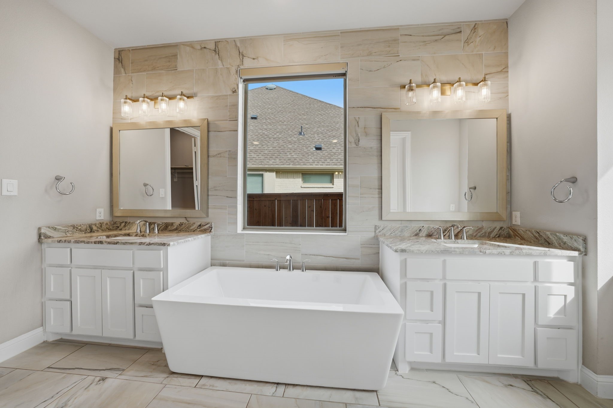 4200 Hidden Cove Road