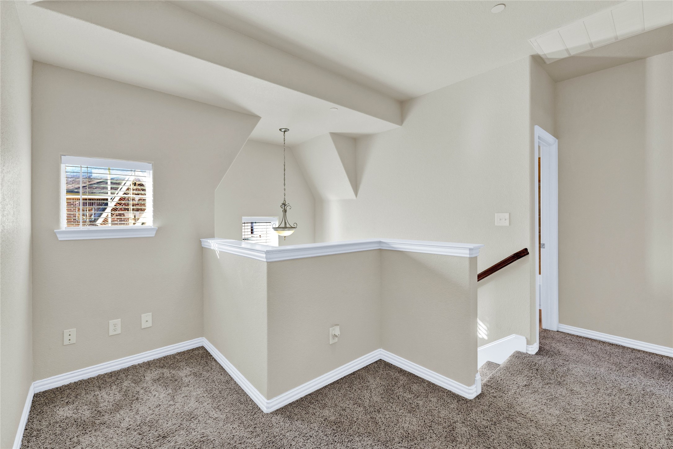 706 S Jupiter Road 905