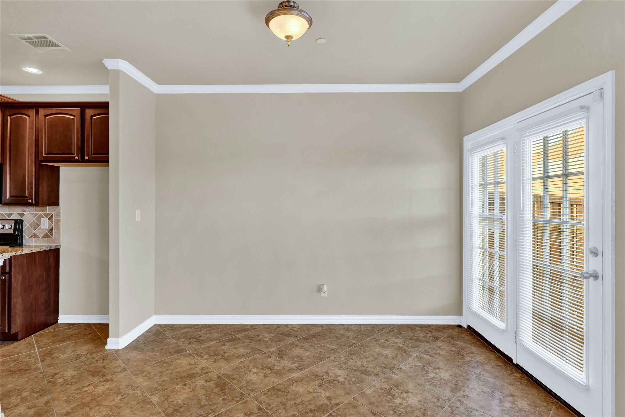 706 S Jupiter Road 905