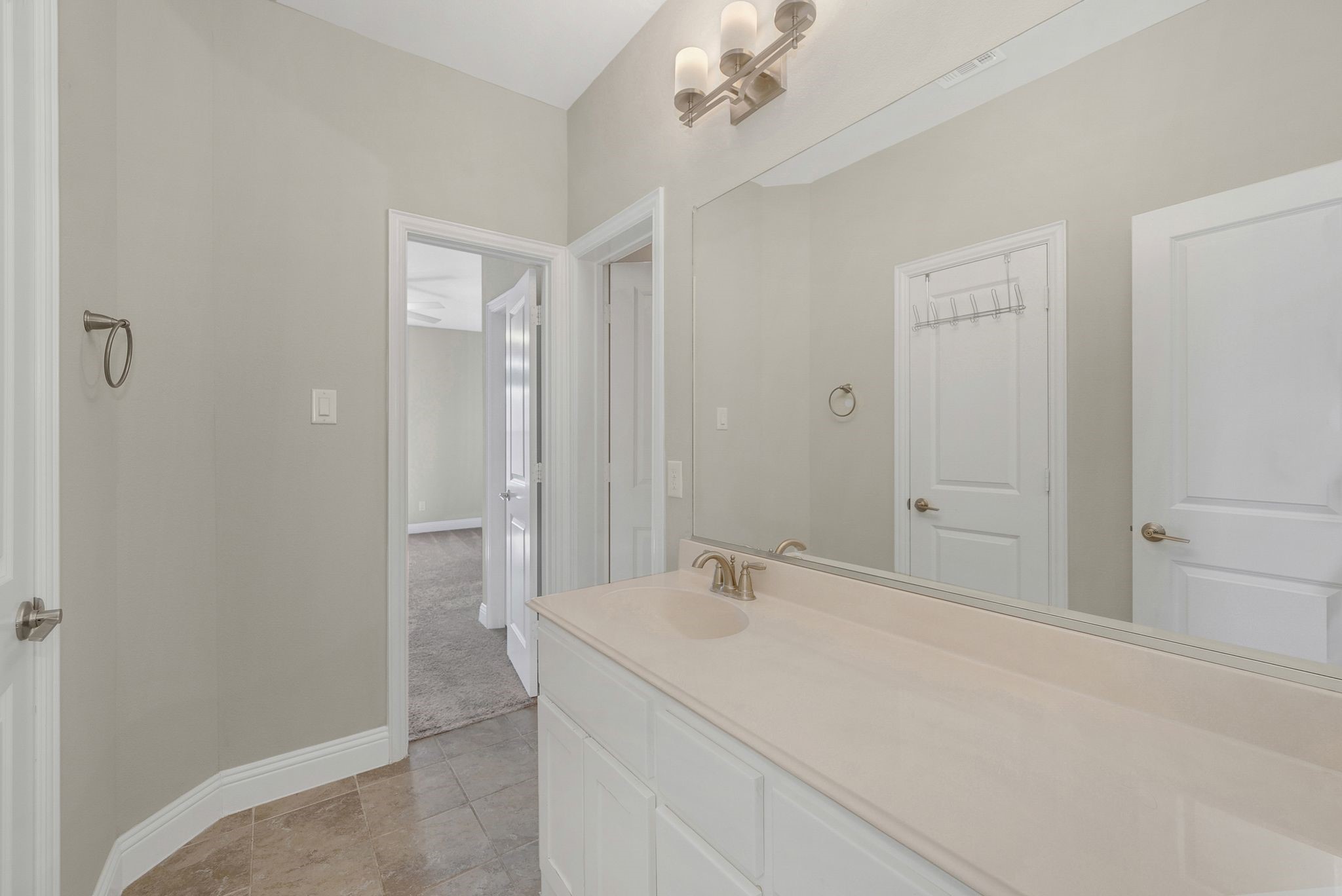 2190 Alcove Drive