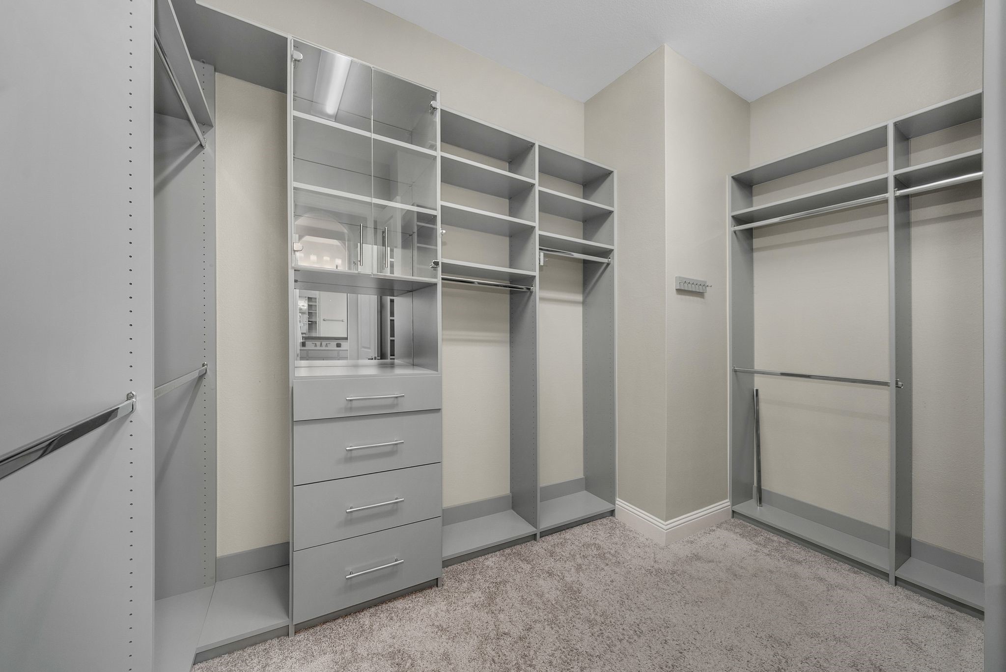 2190 Alcove Drive