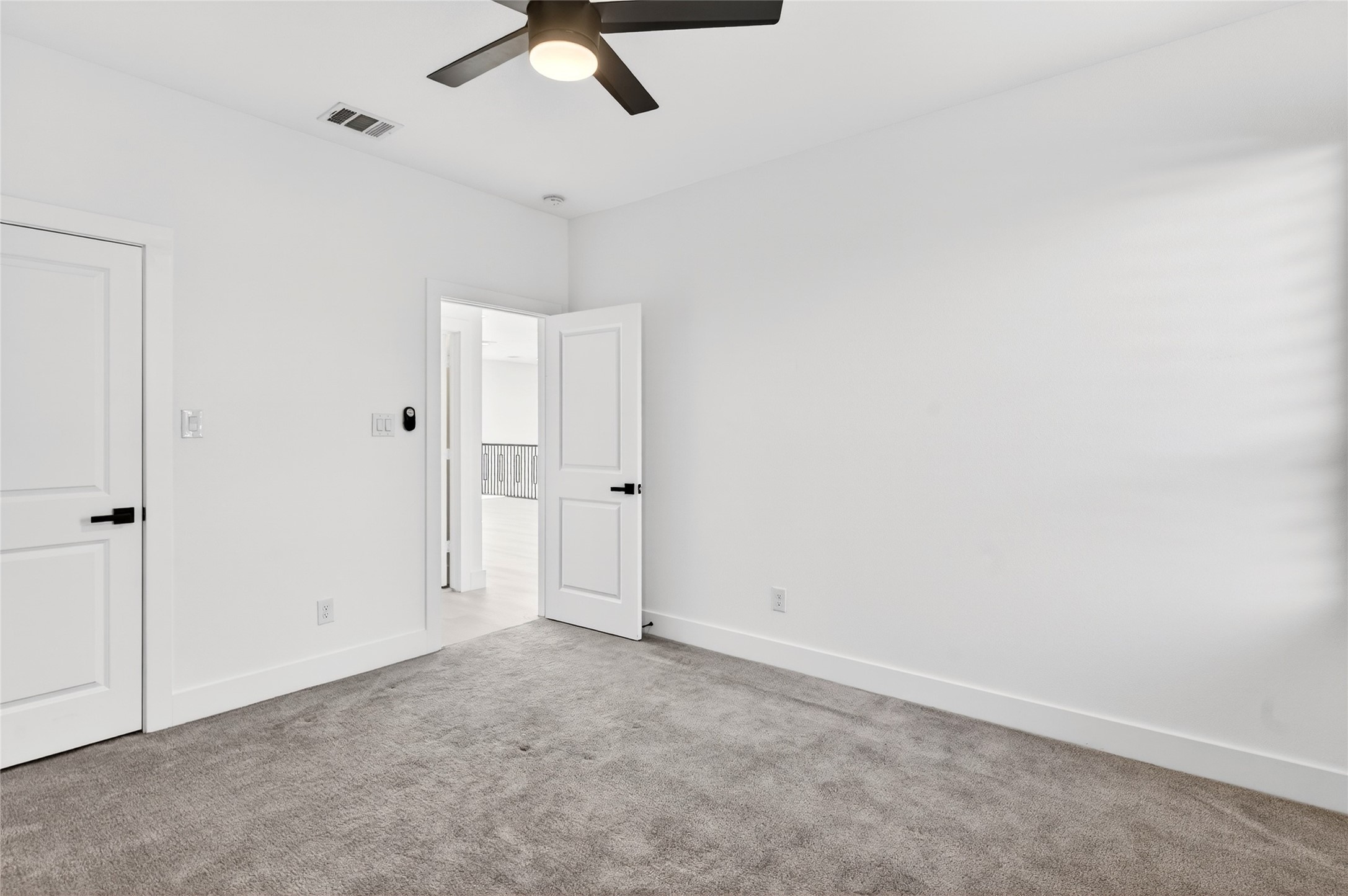 531 W Laureland Road