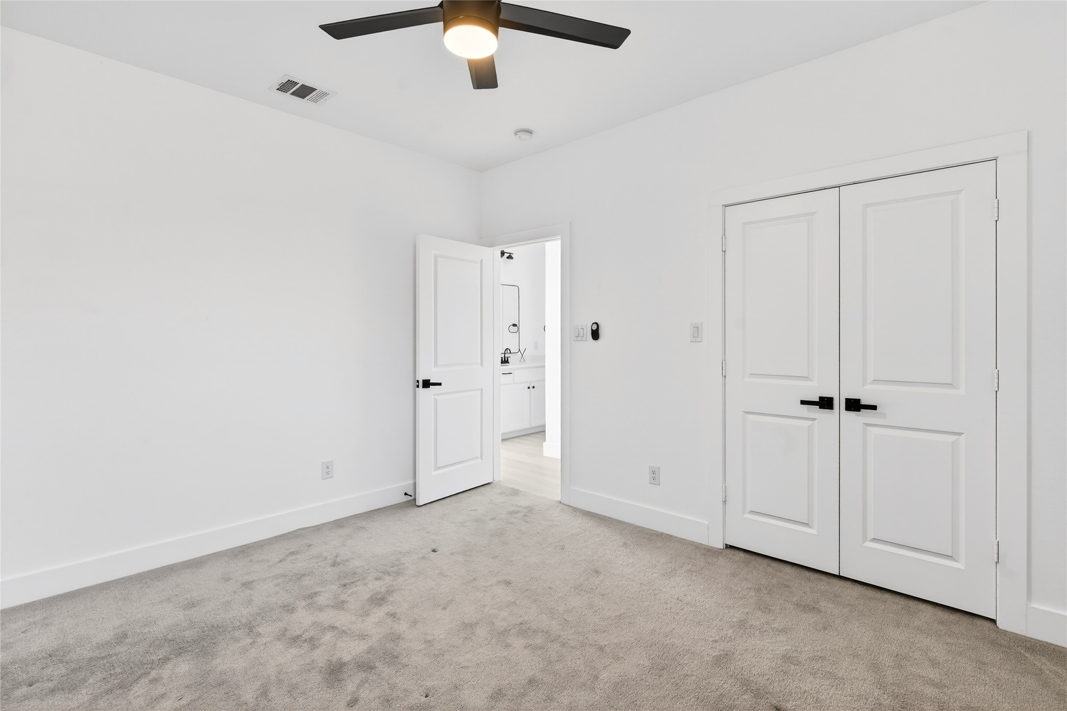 531 W Laureland Road