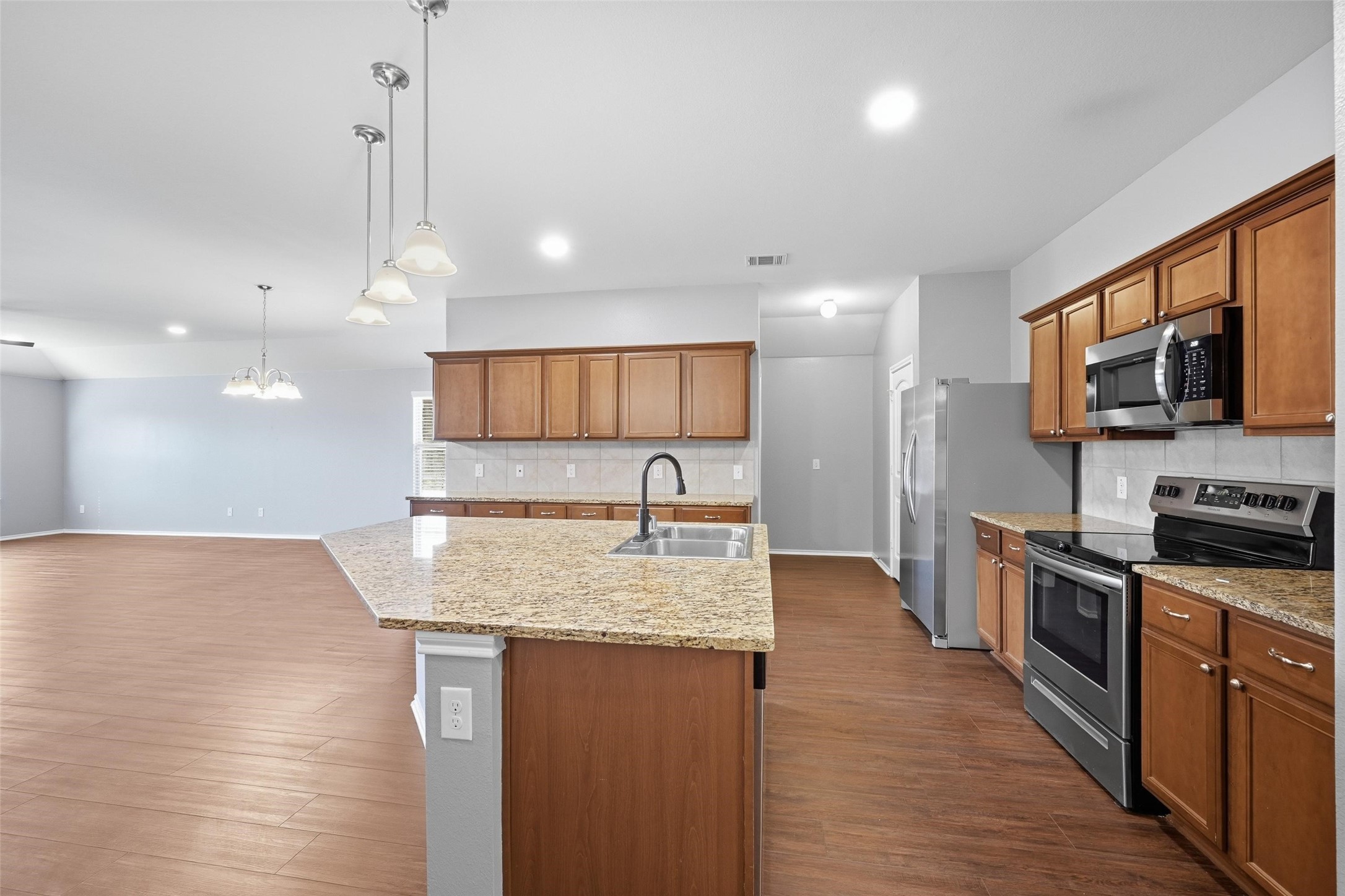 1011 Riverstone Trail