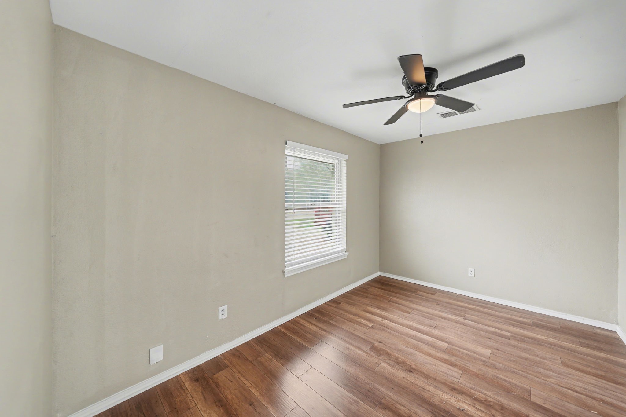 6925 Calendar Road A