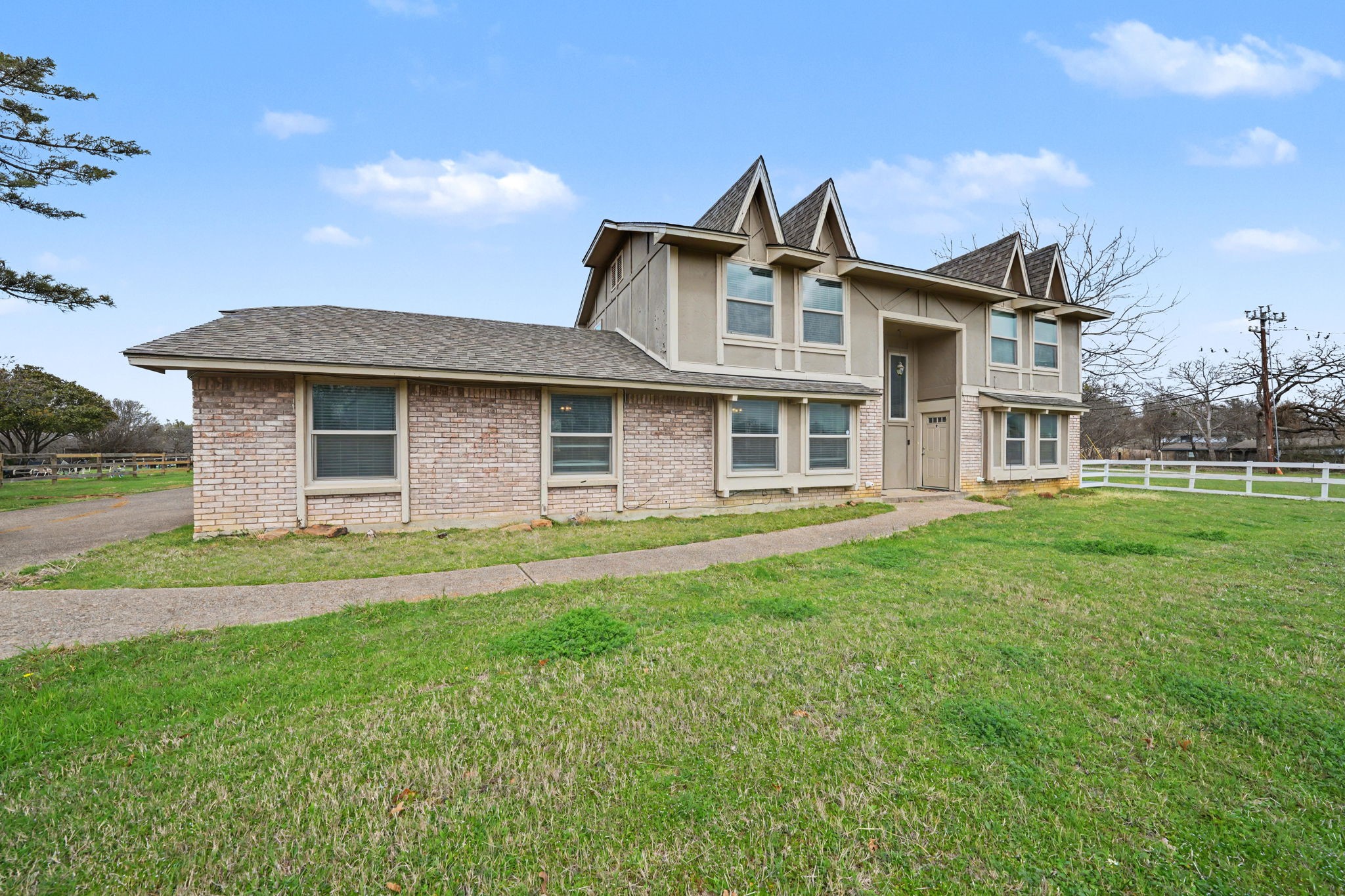 6925 Calendar Road A