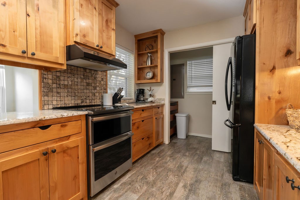 1221 Sleepy Water Court