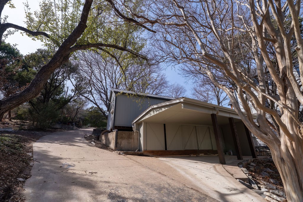 1221 Sleepy Water Court