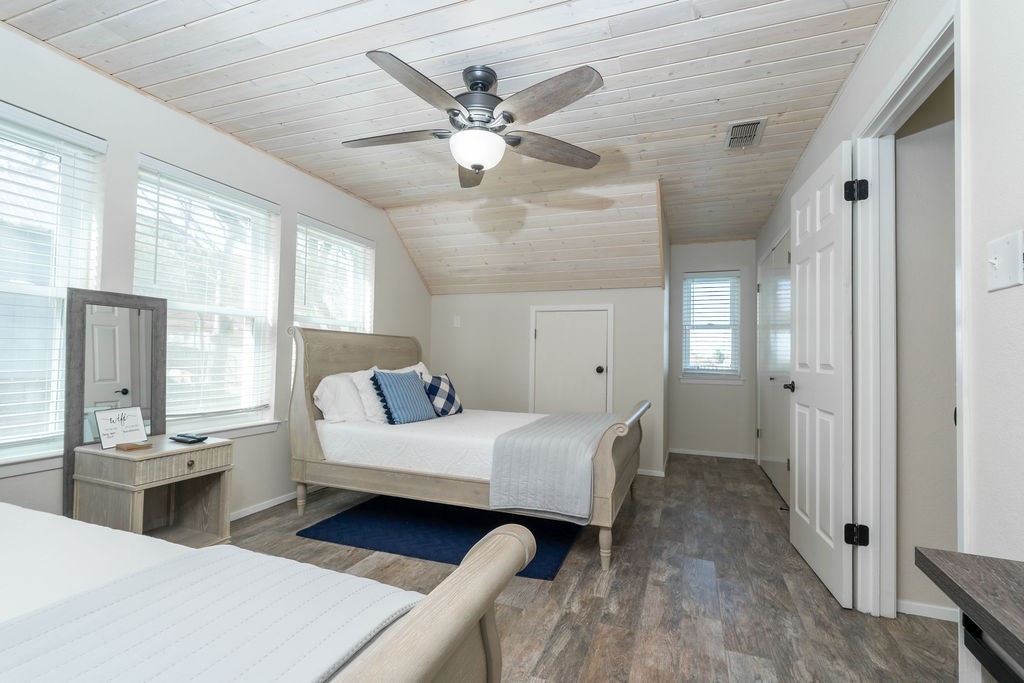 1221 Sleepy Water Court