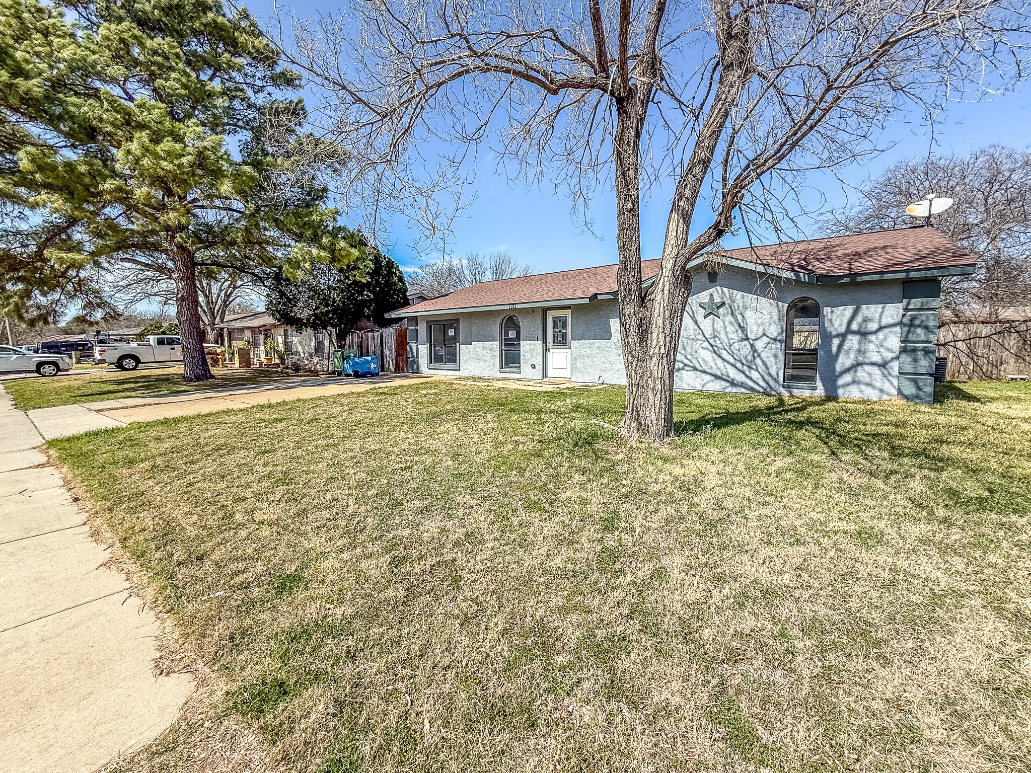 1131 Ashwood Drive