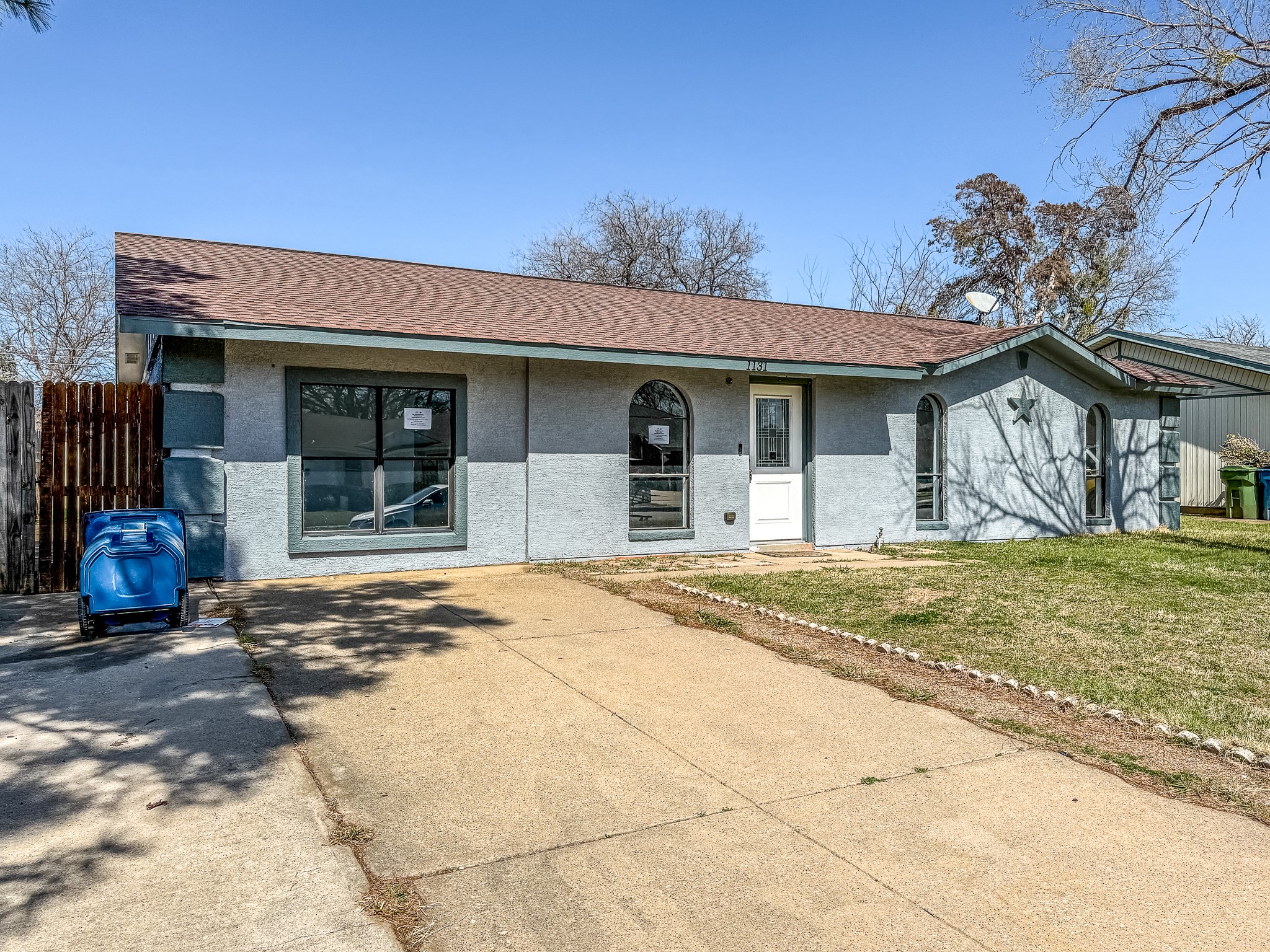 1131 Ashwood Drive