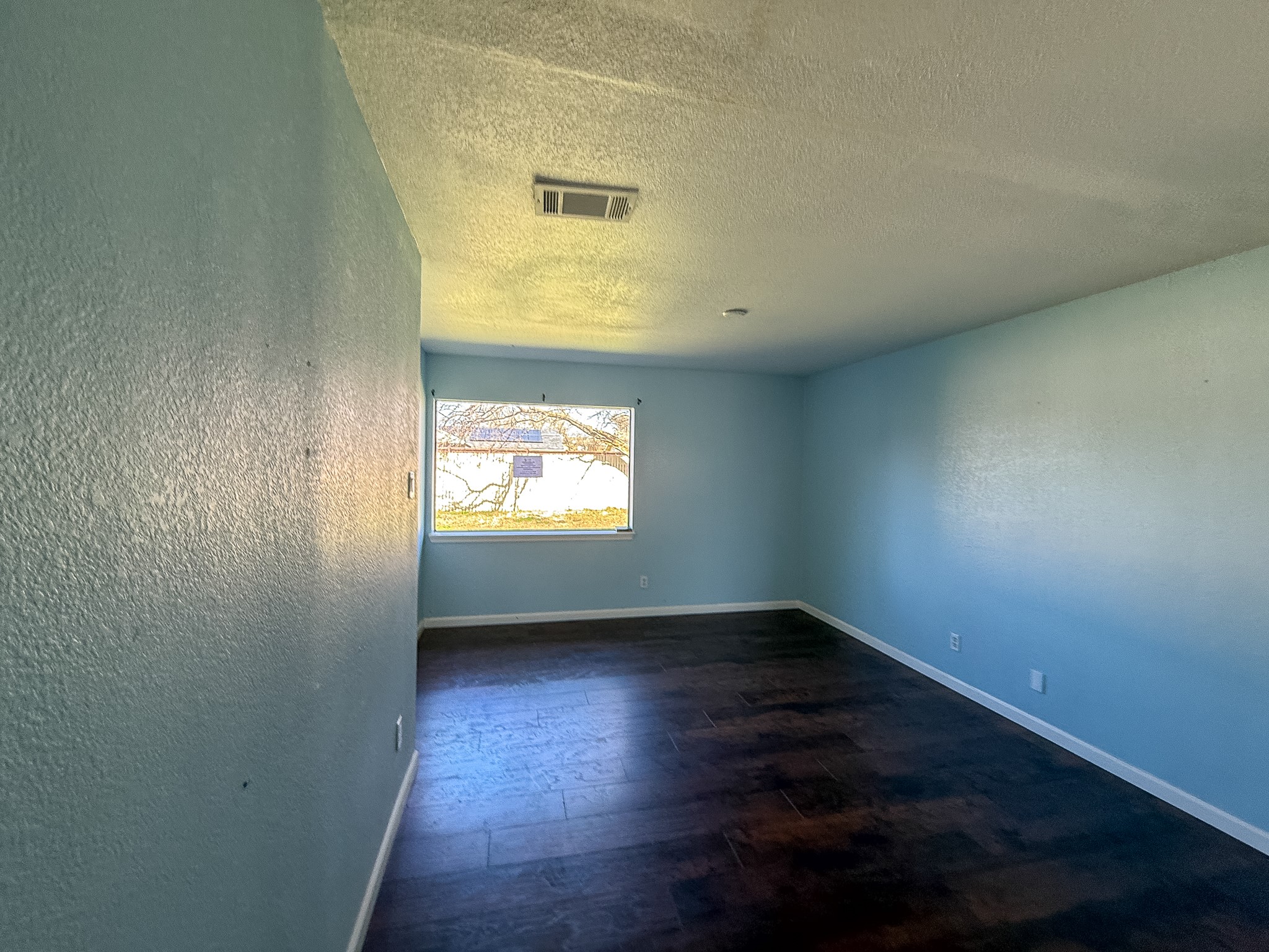 1131 Ashwood Drive