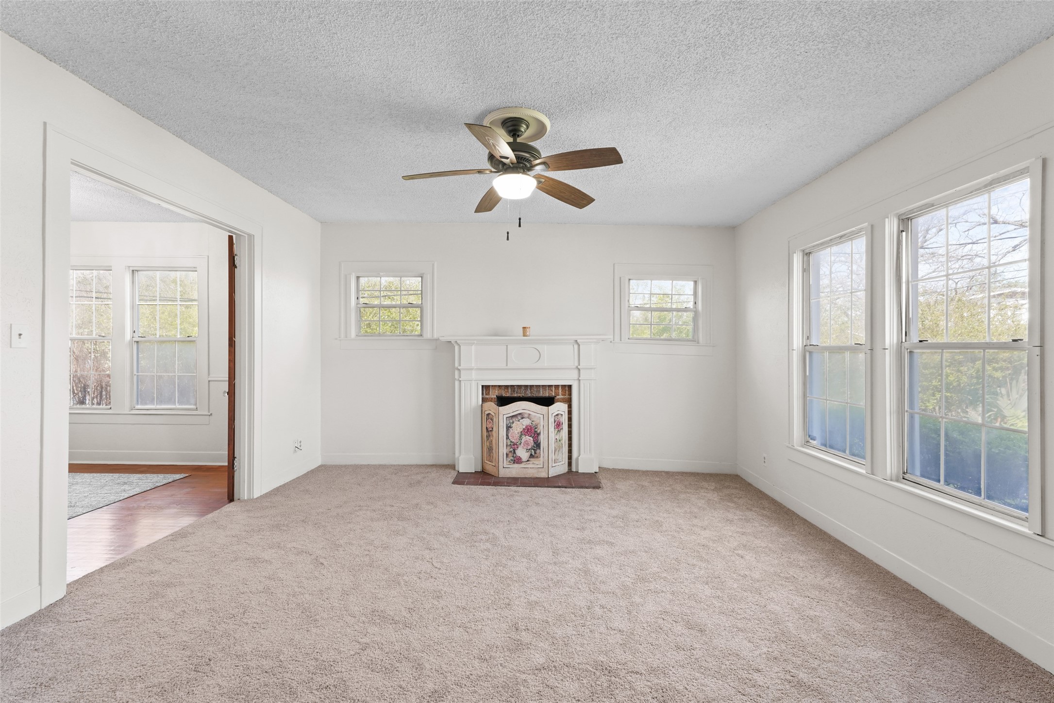 1609 Walworth Street