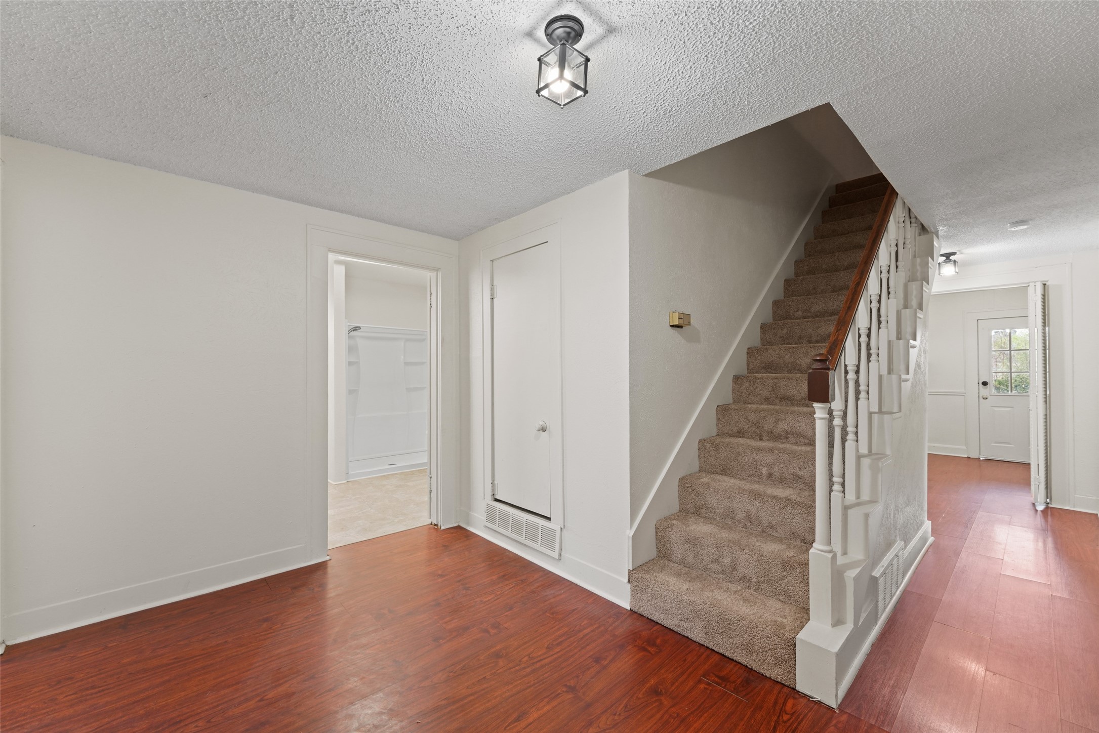 1609 Walworth Street