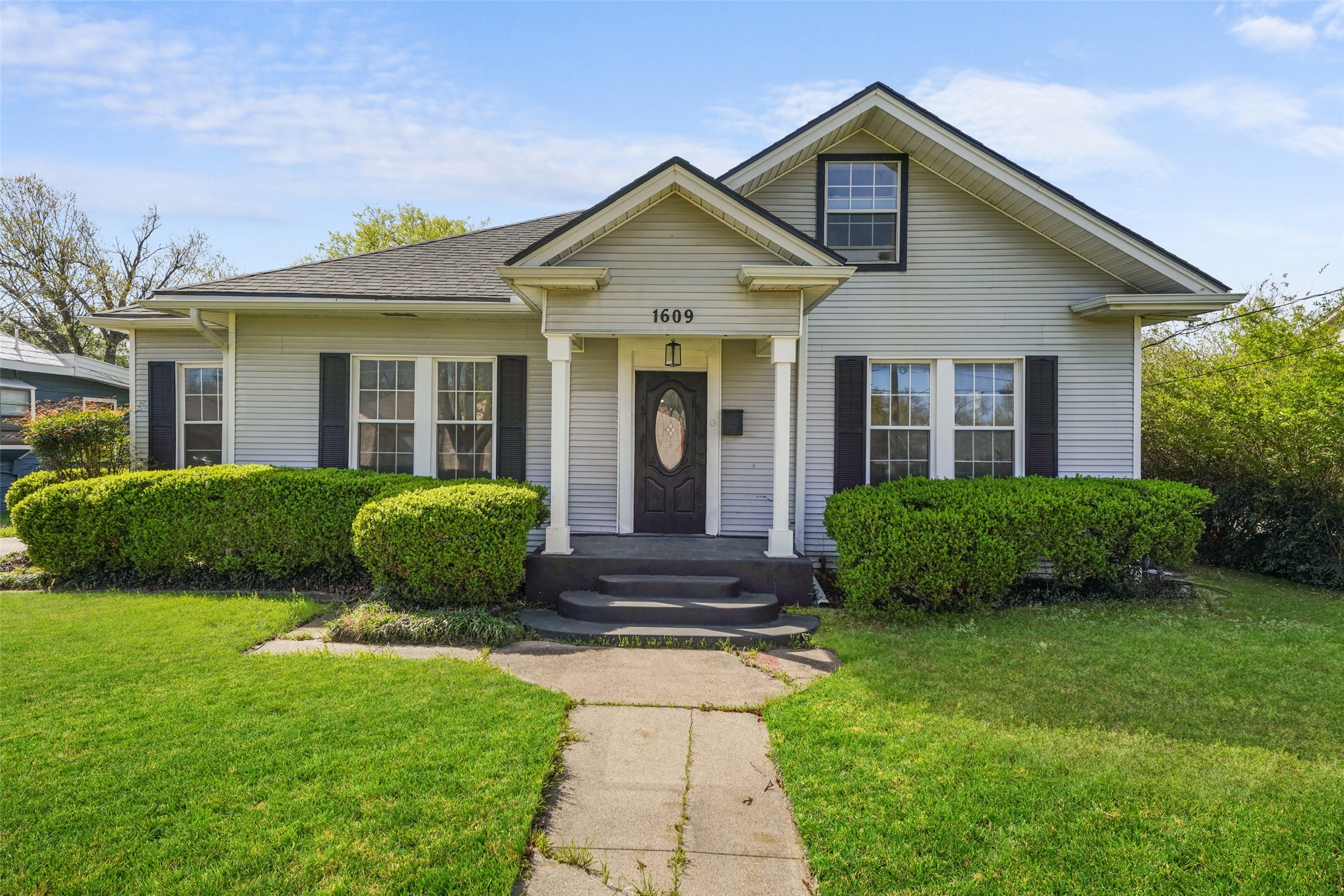 1609 Walworth Street