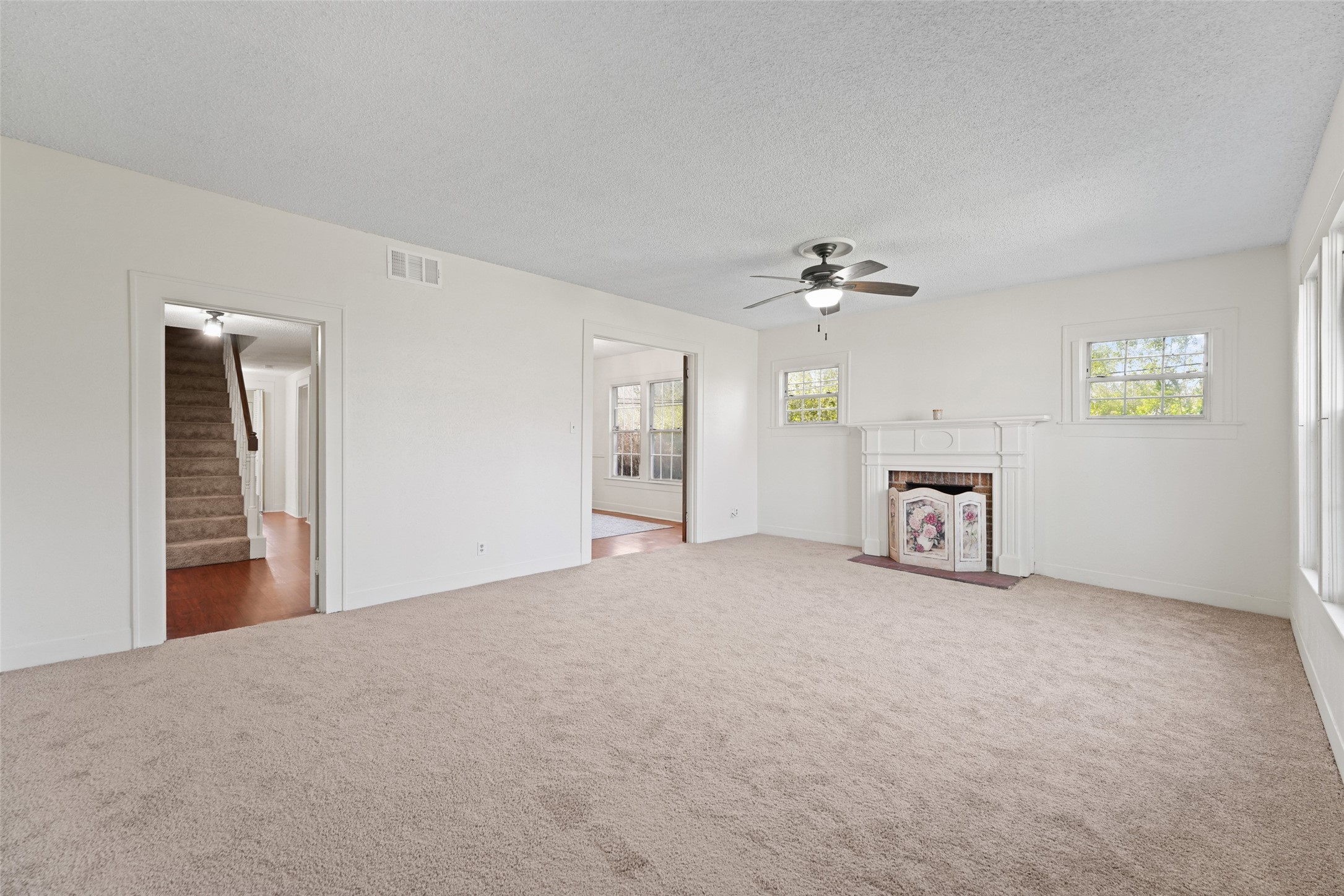 1609 Walworth Street