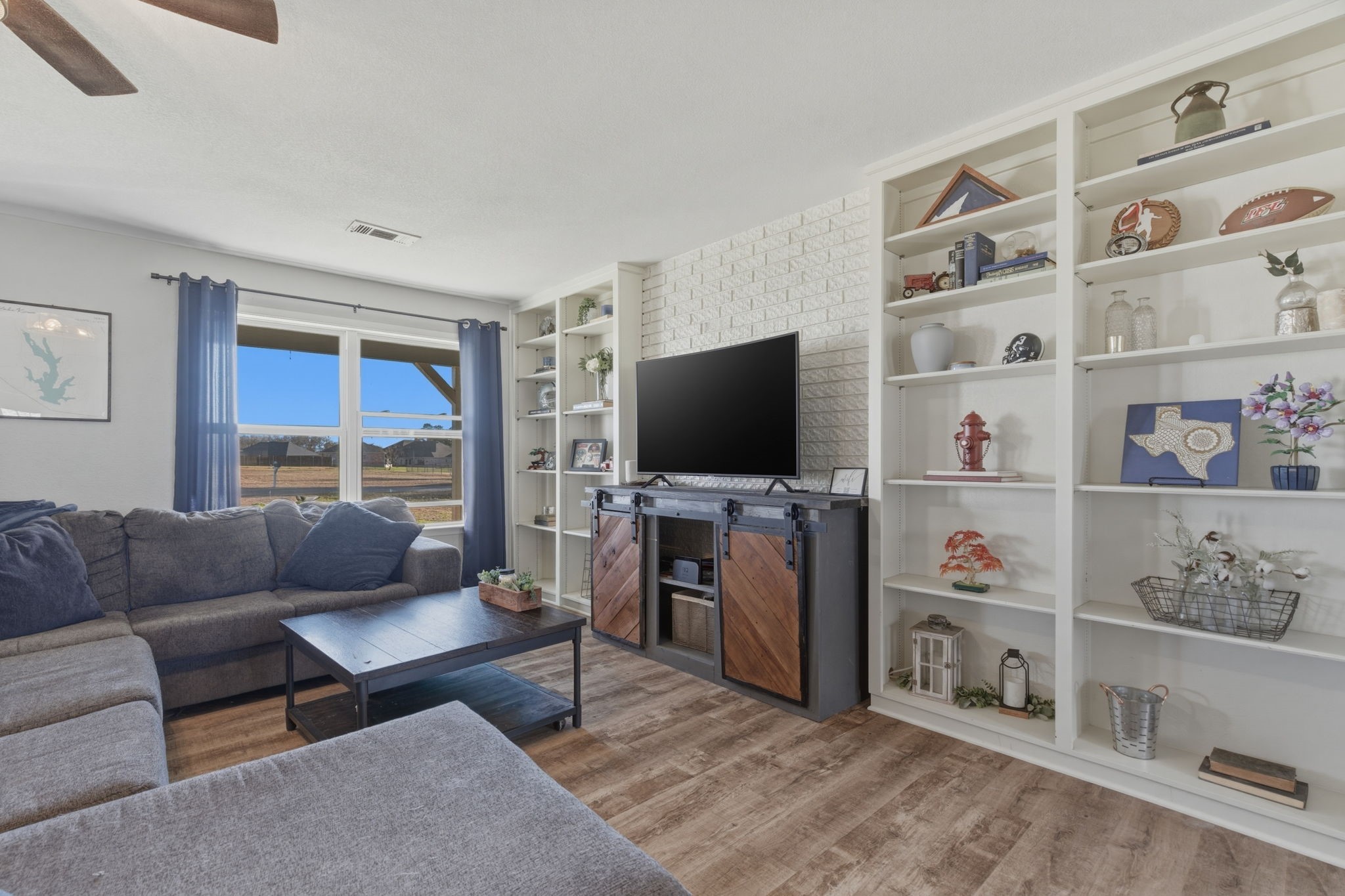 143 Mohave Drive E