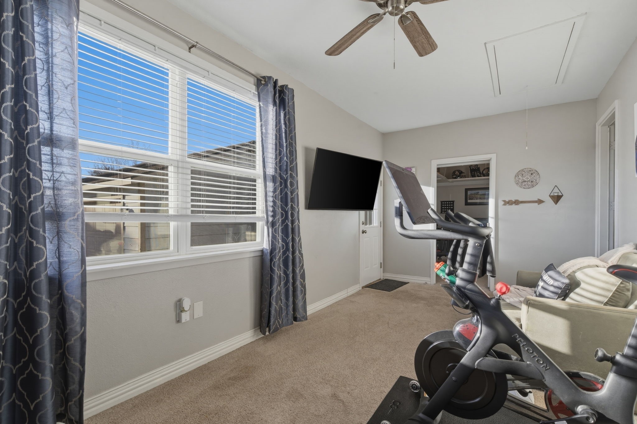 143 Mohave Drive E
