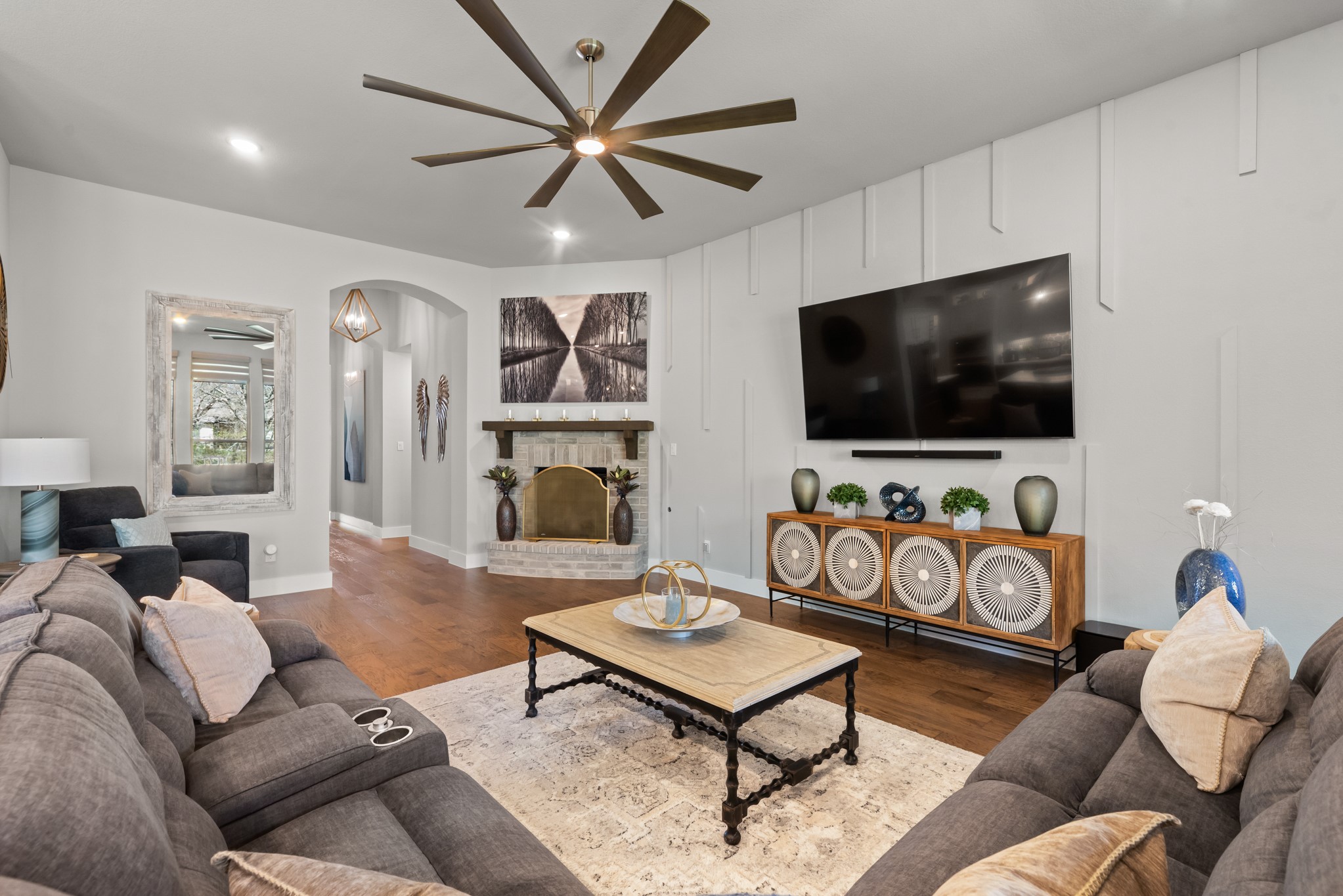 4629 White Oak Lane