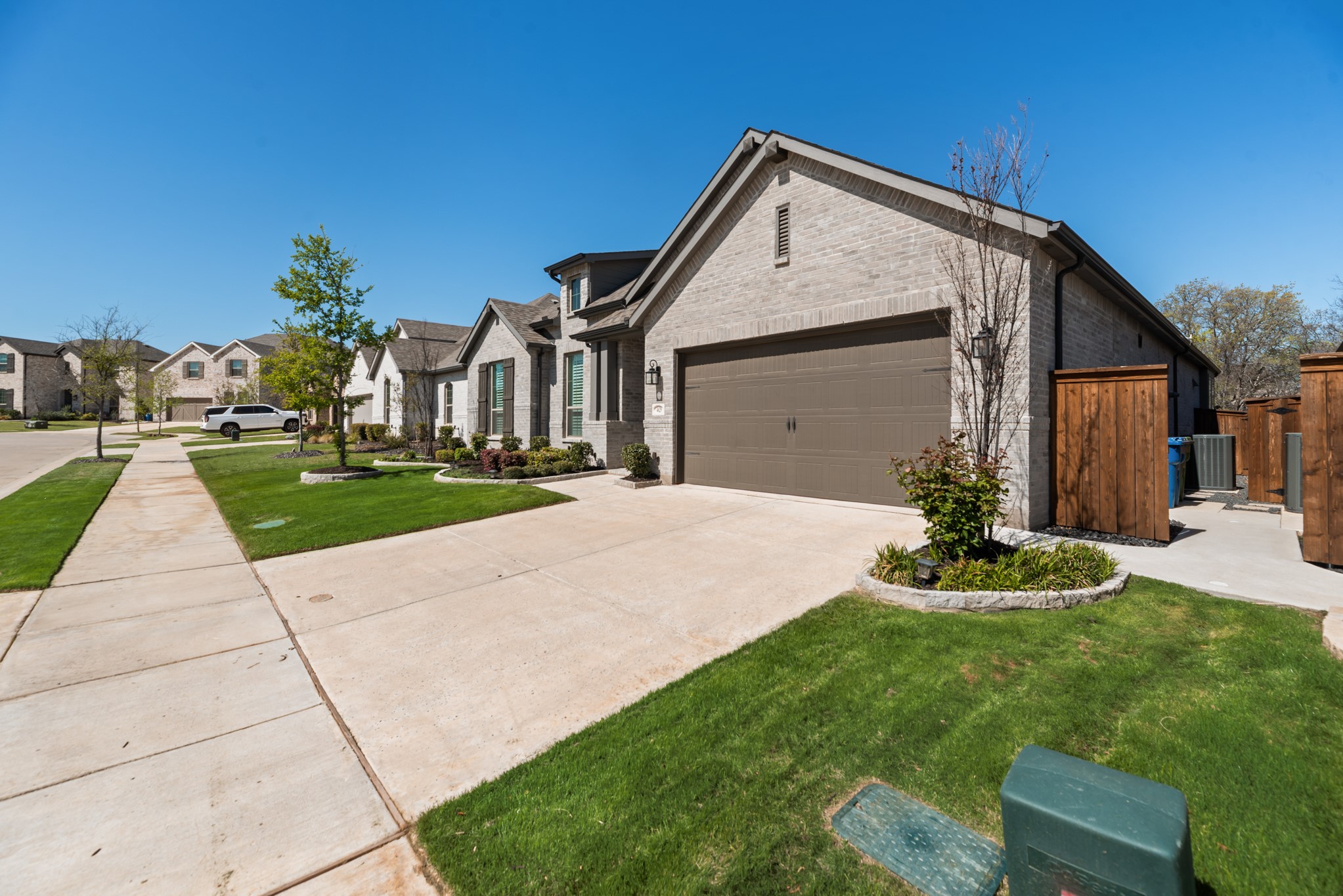4629 White Oak Lane