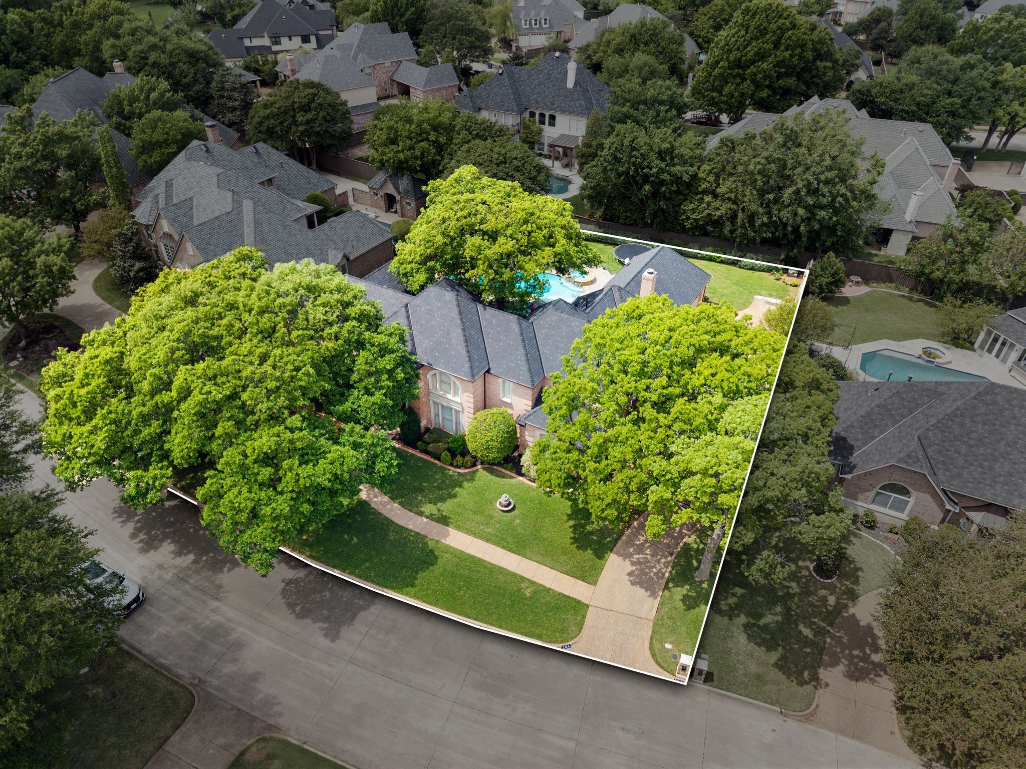 204 Brookview Court