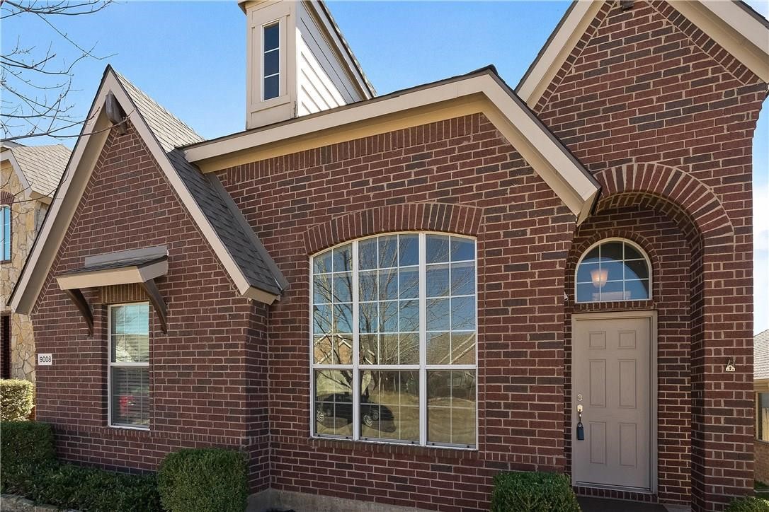 9008 Wild Rose Lane