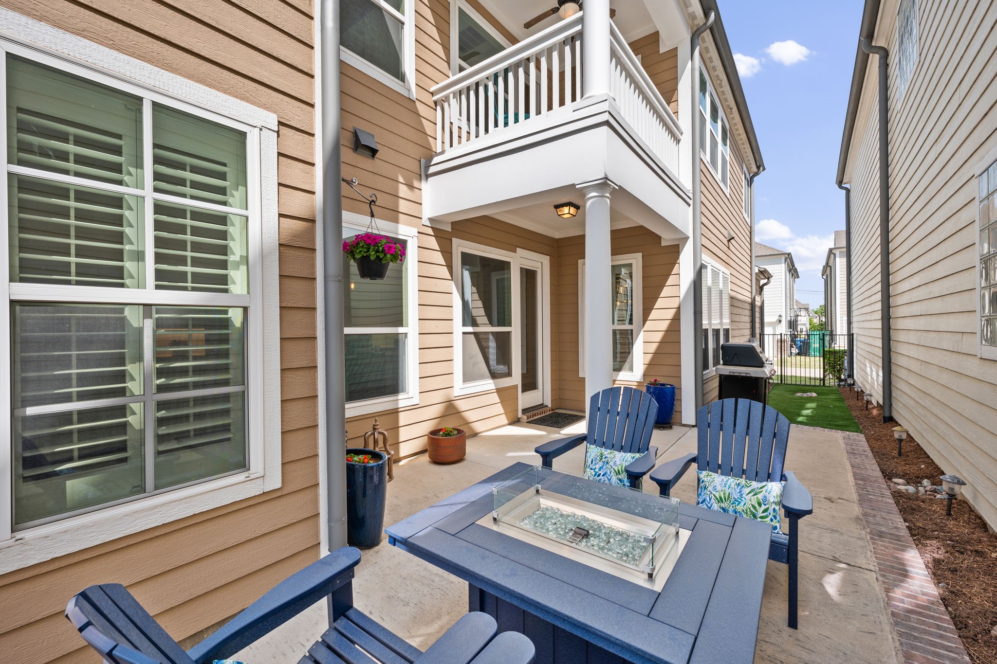 738 E Main Street