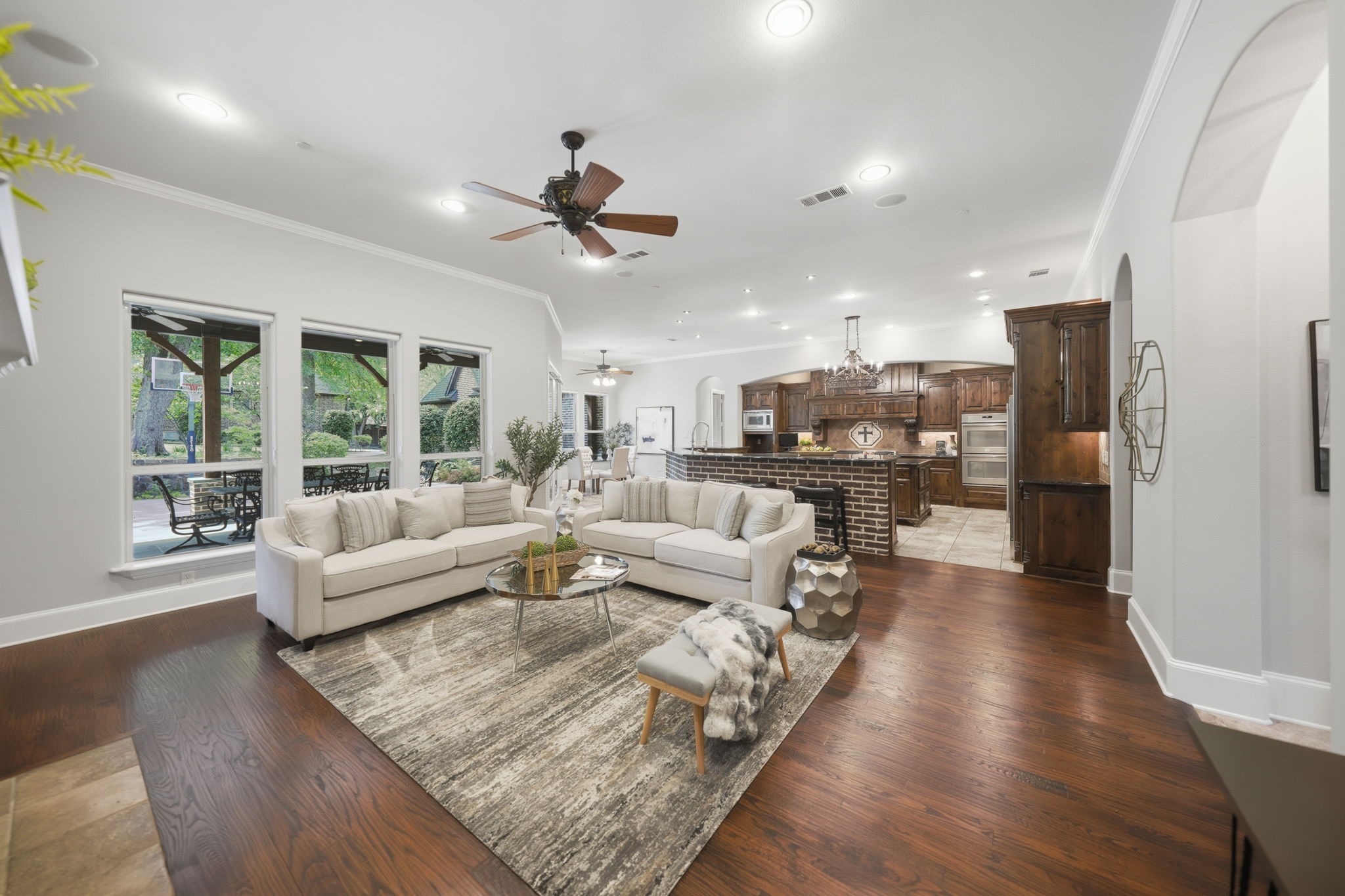 14907 Lake Forest Drive