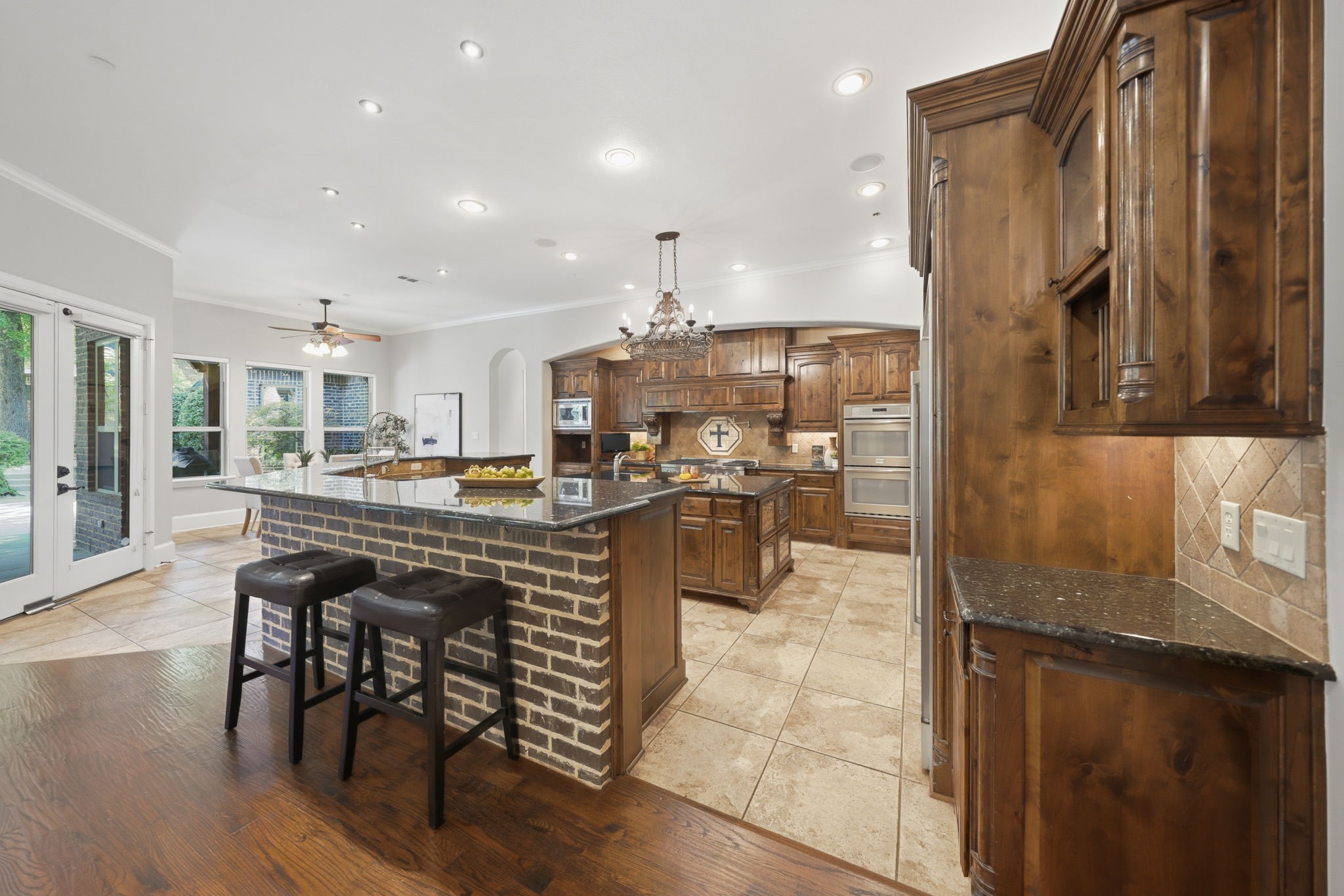 14907 Lake Forest Drive