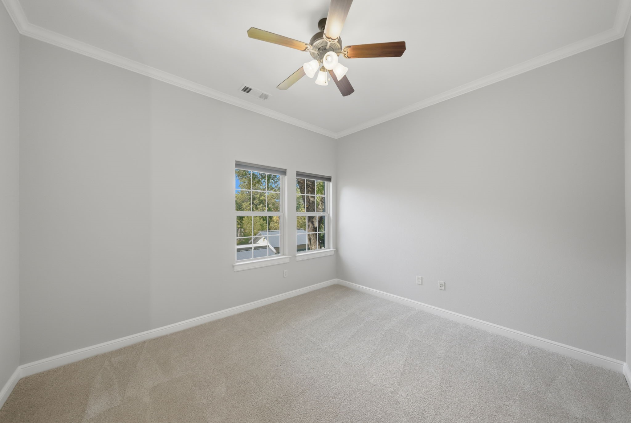 14907 Lake Forest Drive