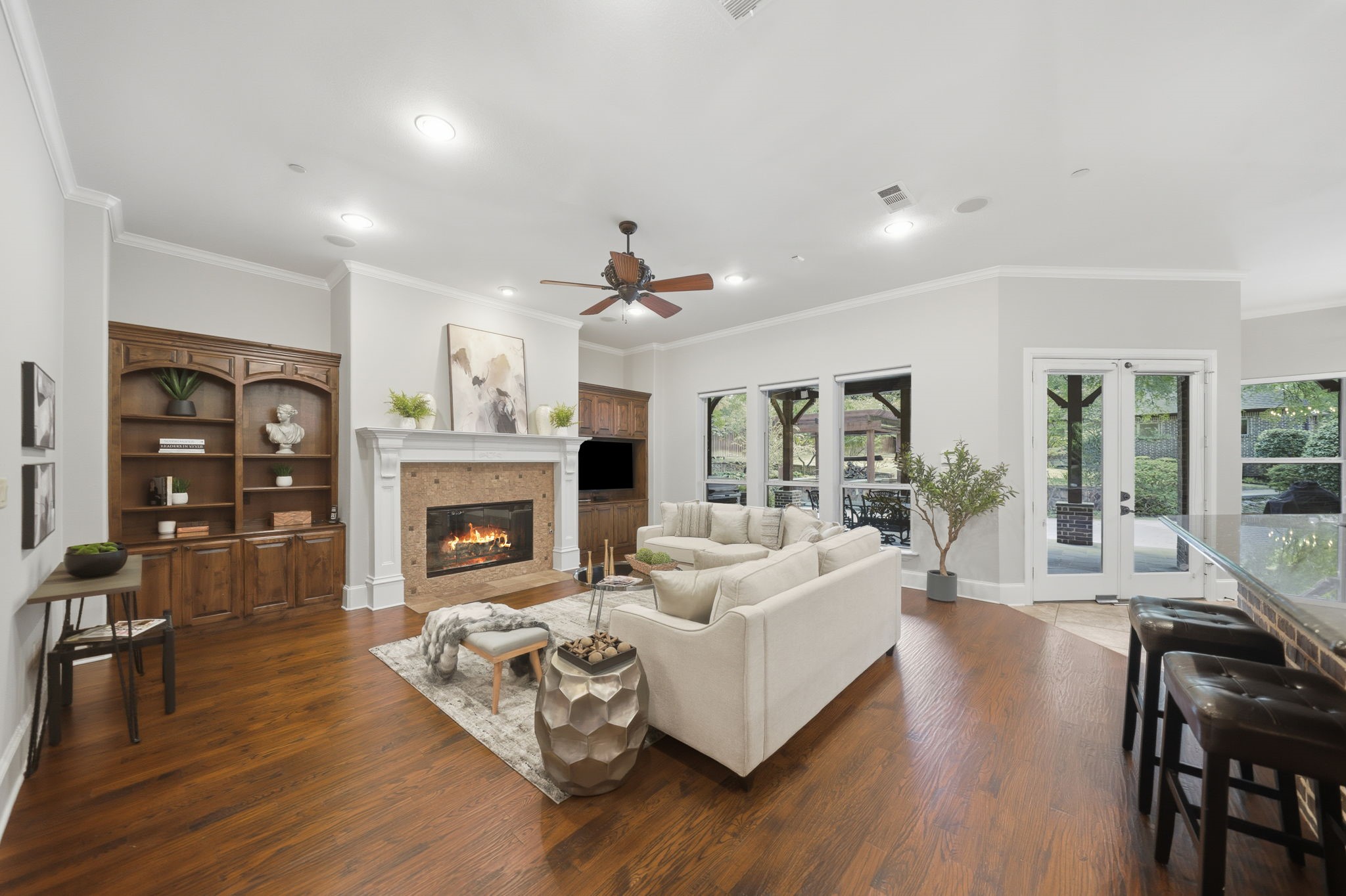 14907 Lake Forest Drive