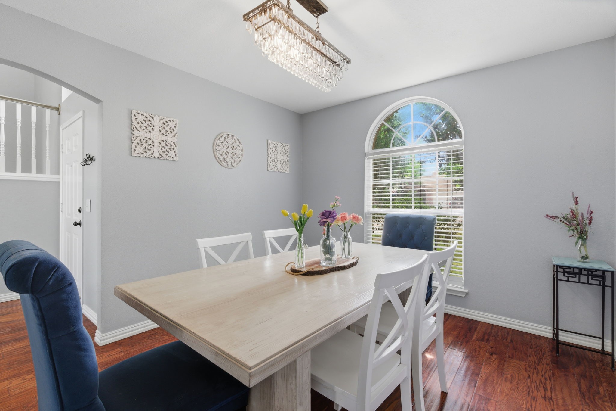 313 Georgian Oak Court