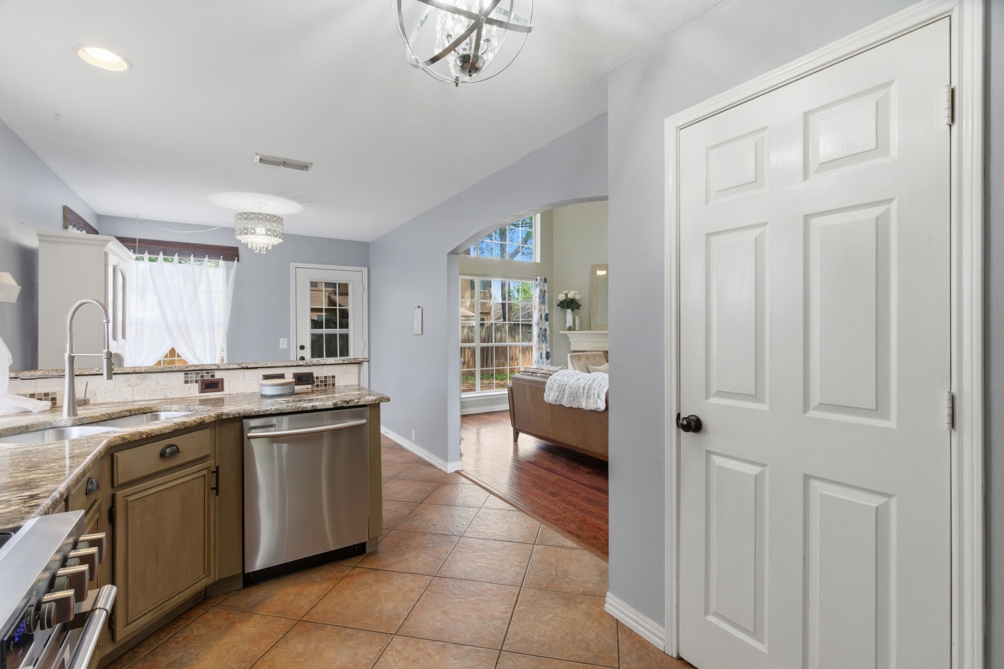 313 Georgian Oak Court