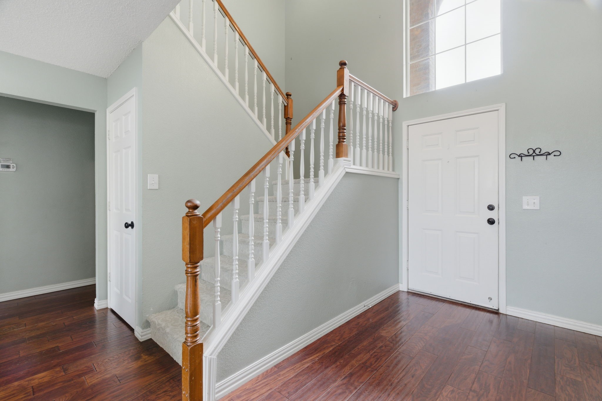 313 Georgian Oak Court