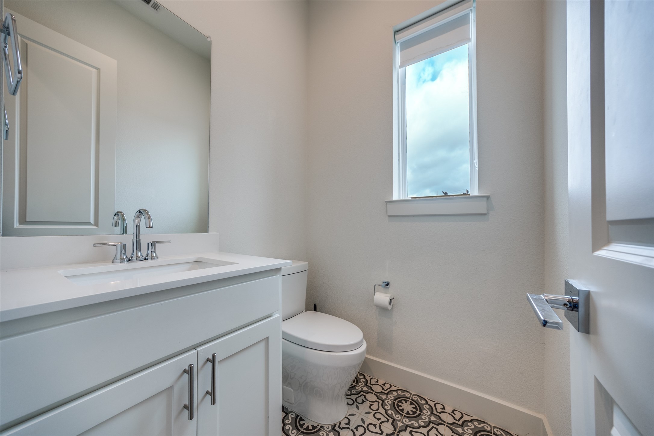 5515 Bryan Parkway 104