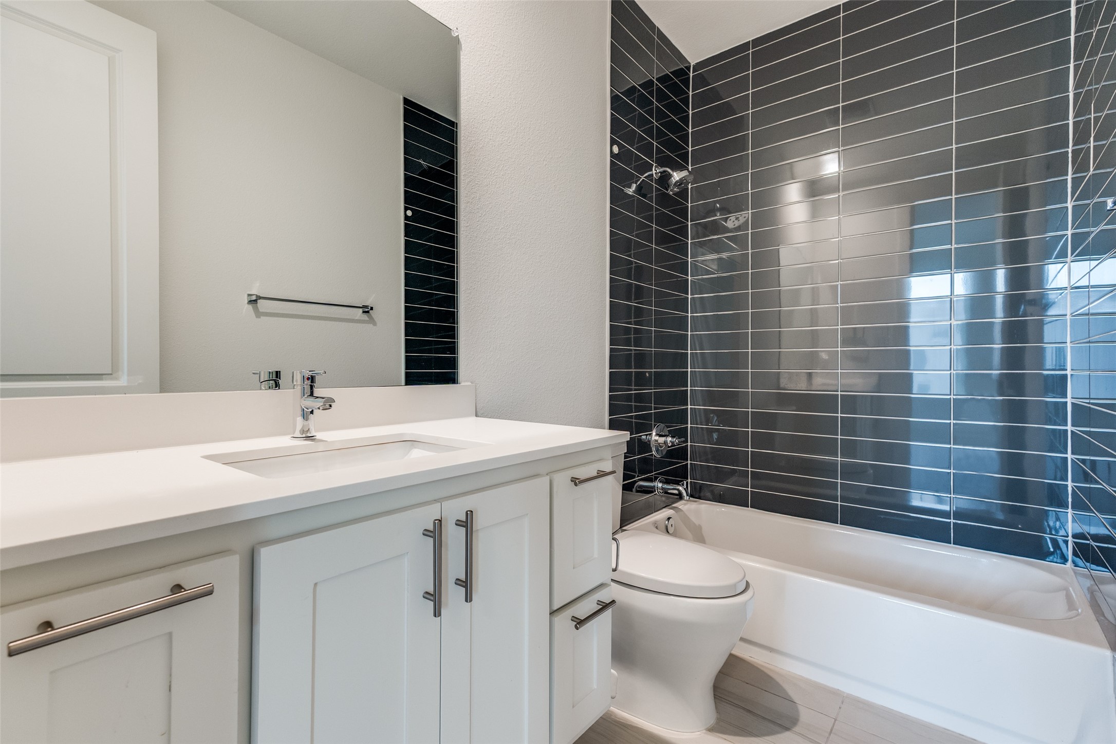 5515 Bryan Parkway 104