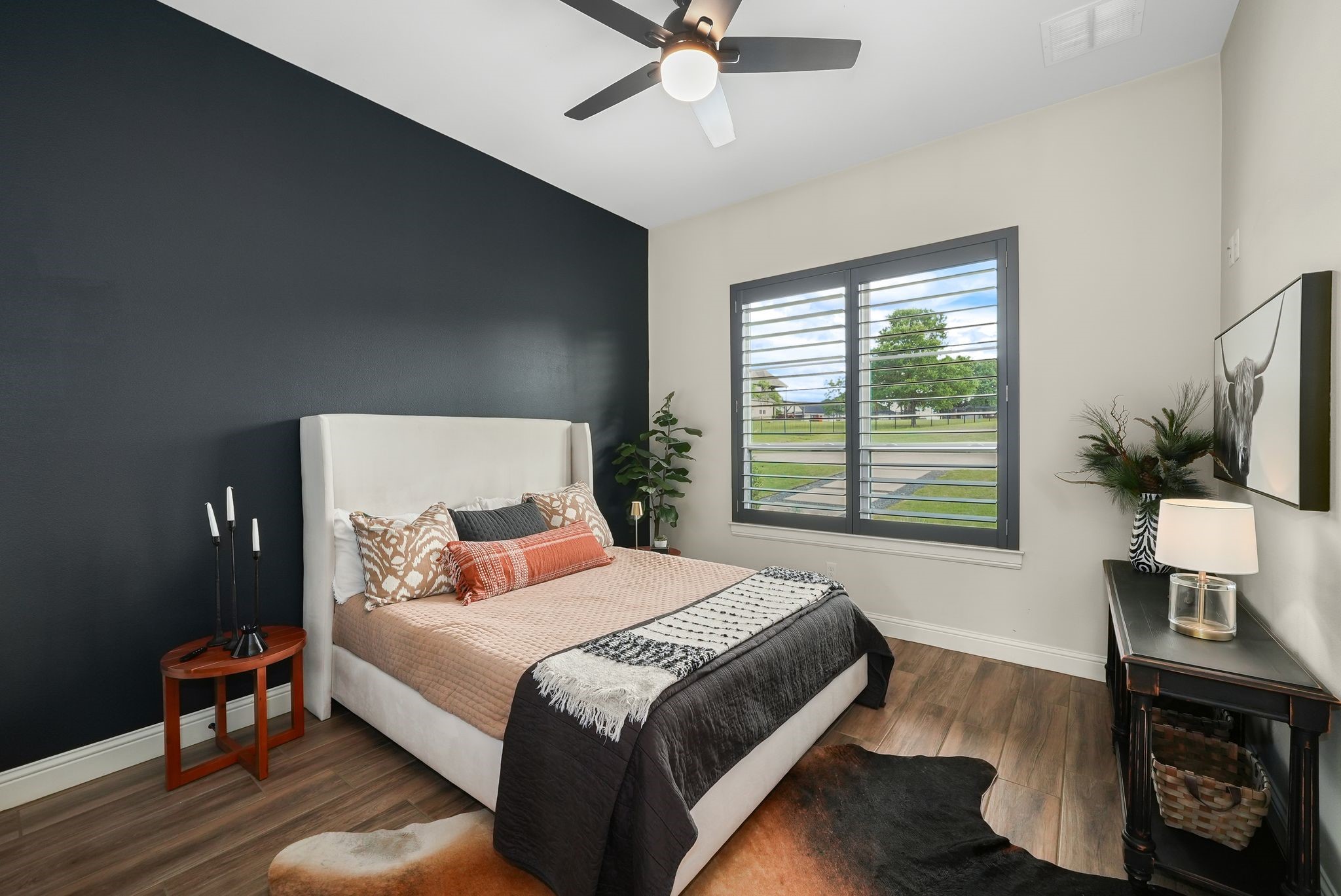 2100 Lake Crest Lane