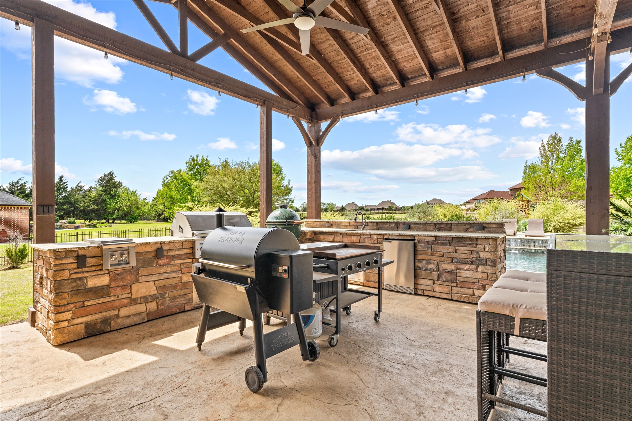 1061 Kingsbridge Lane