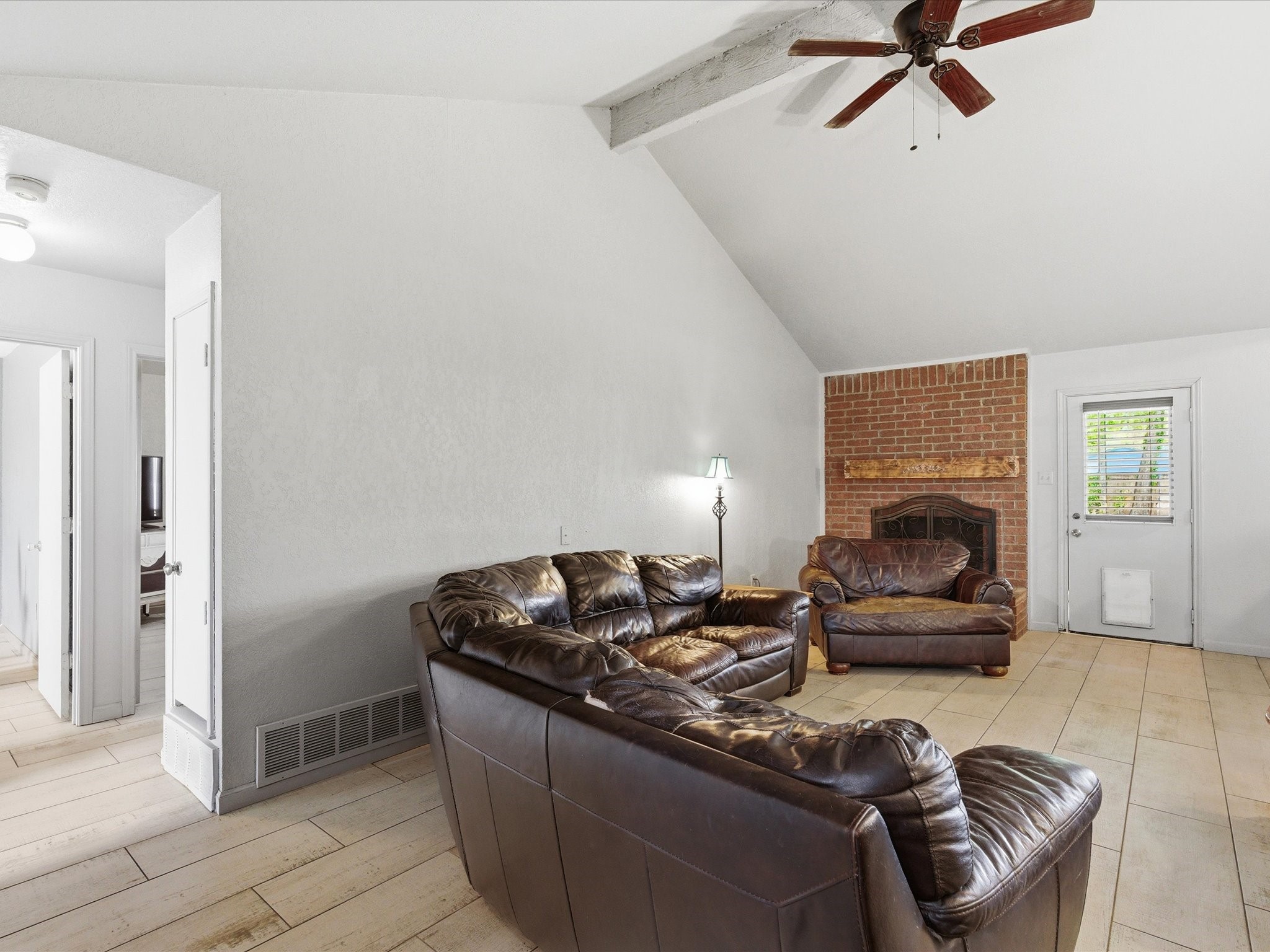 661 Clover Lane