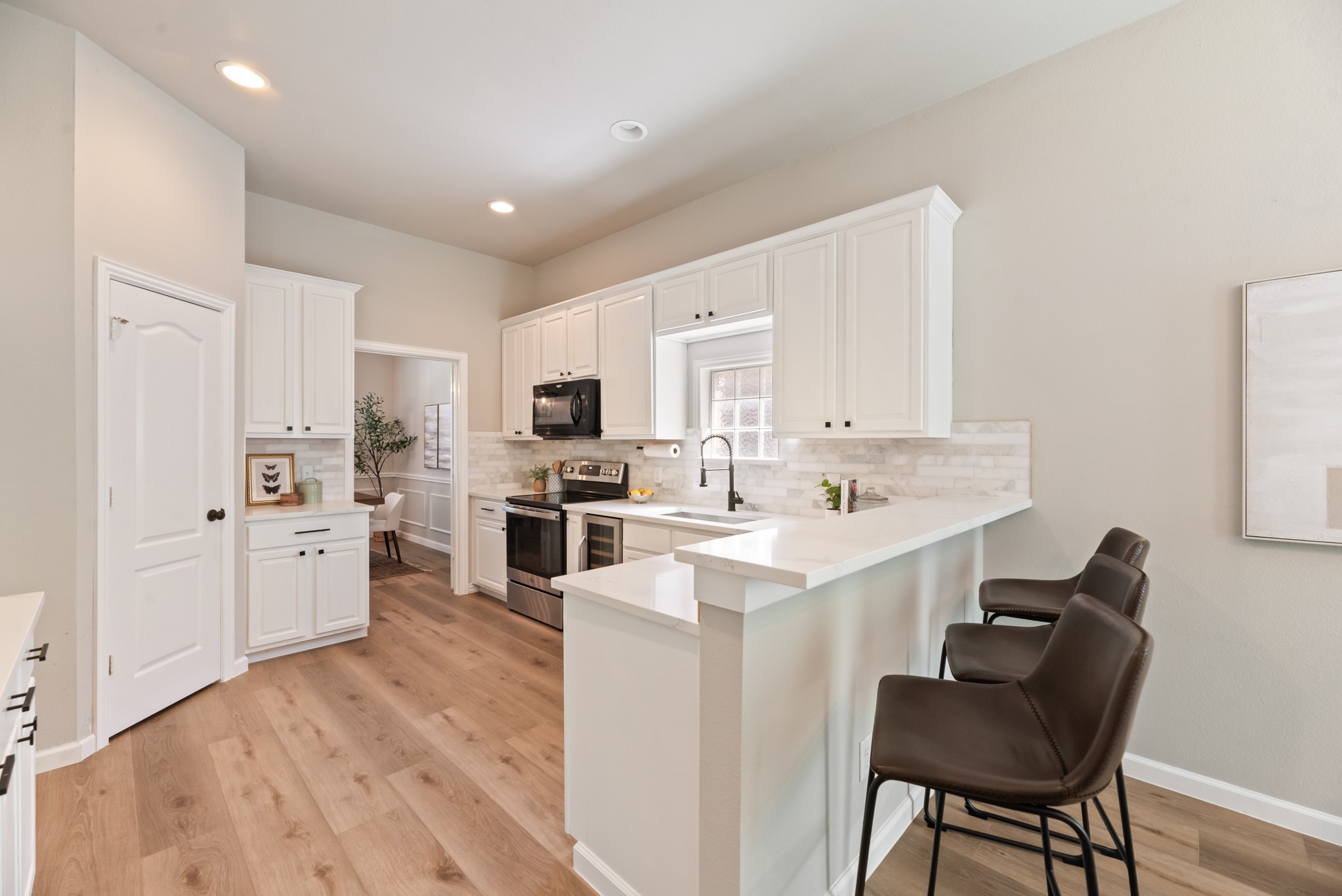 7639 Bridge Water Circle