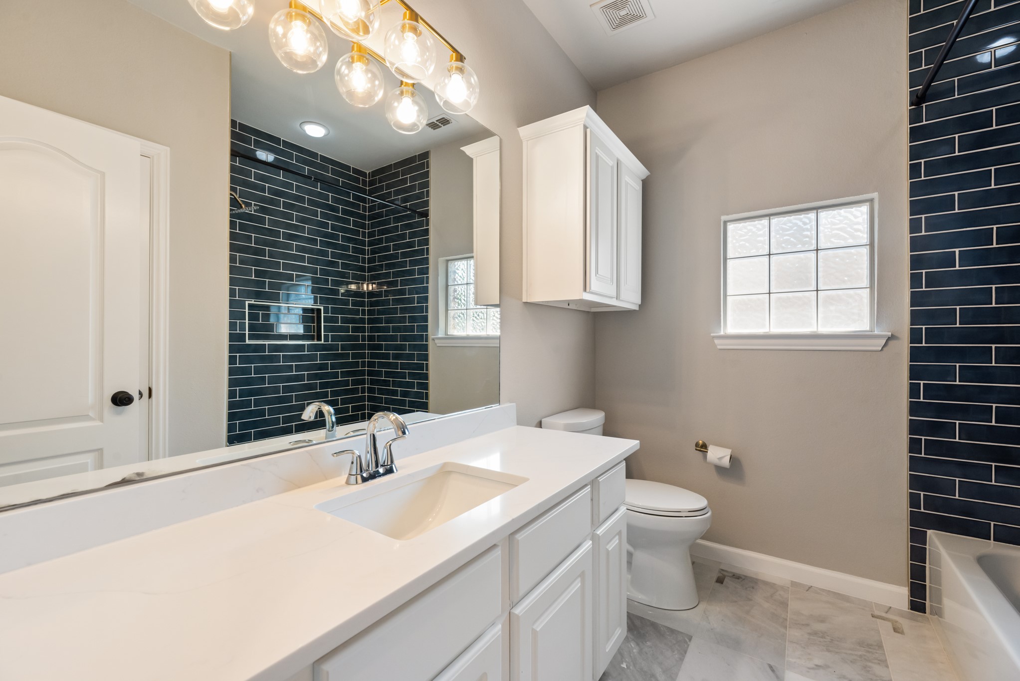 7639 Bridge Water Circle