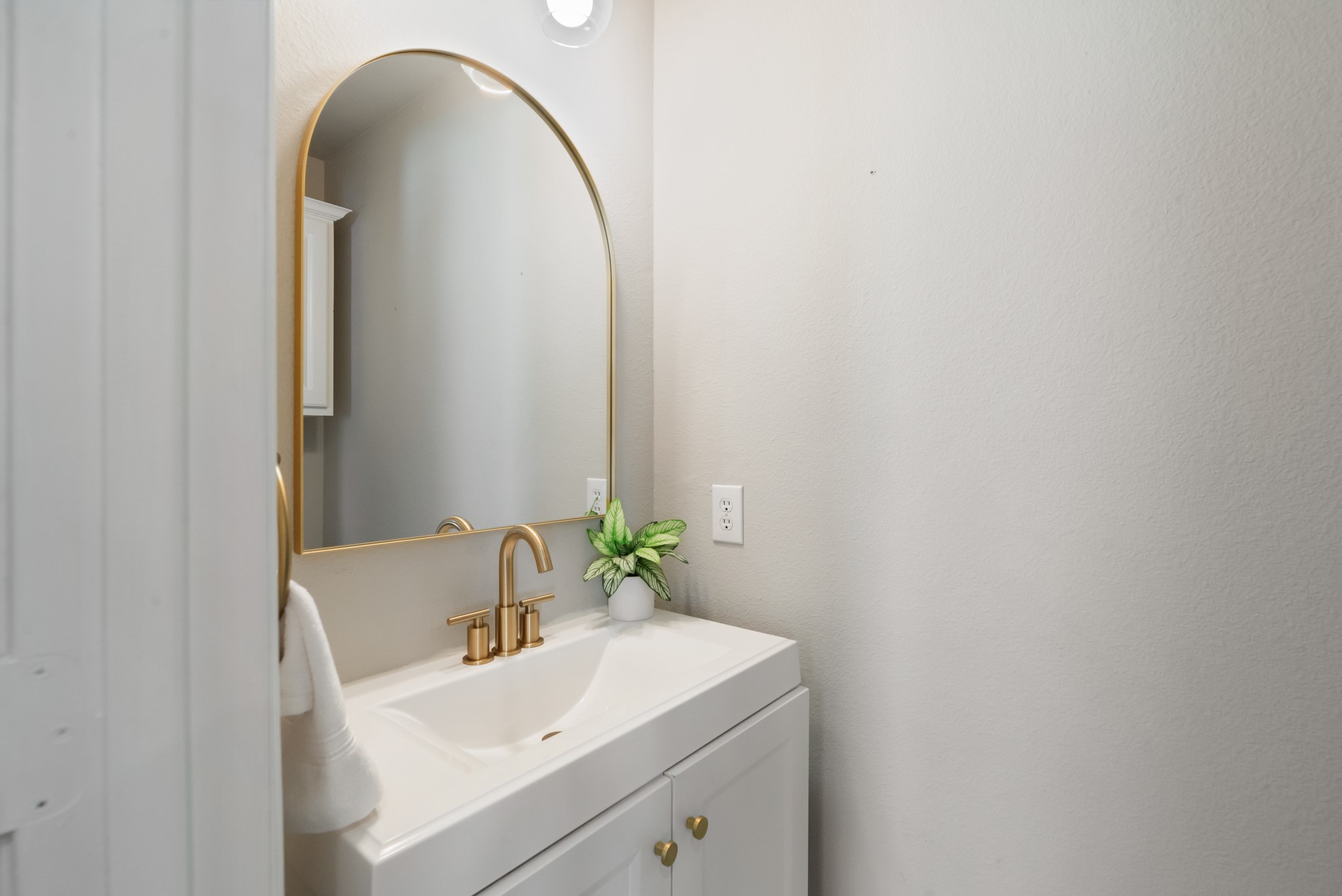 7639 Bridge Water Circle