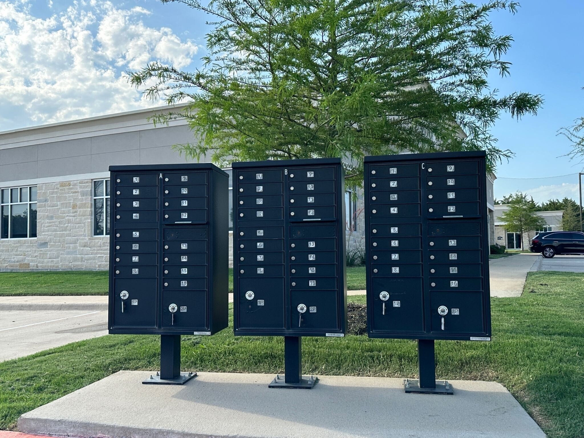 1402 S Custer Road 504