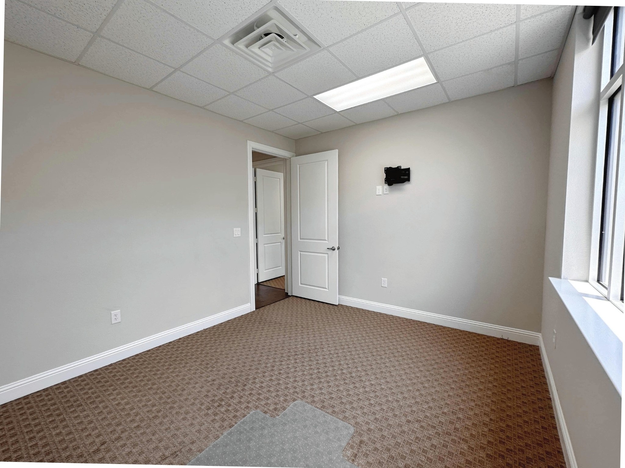 1402 S Custer Road 504