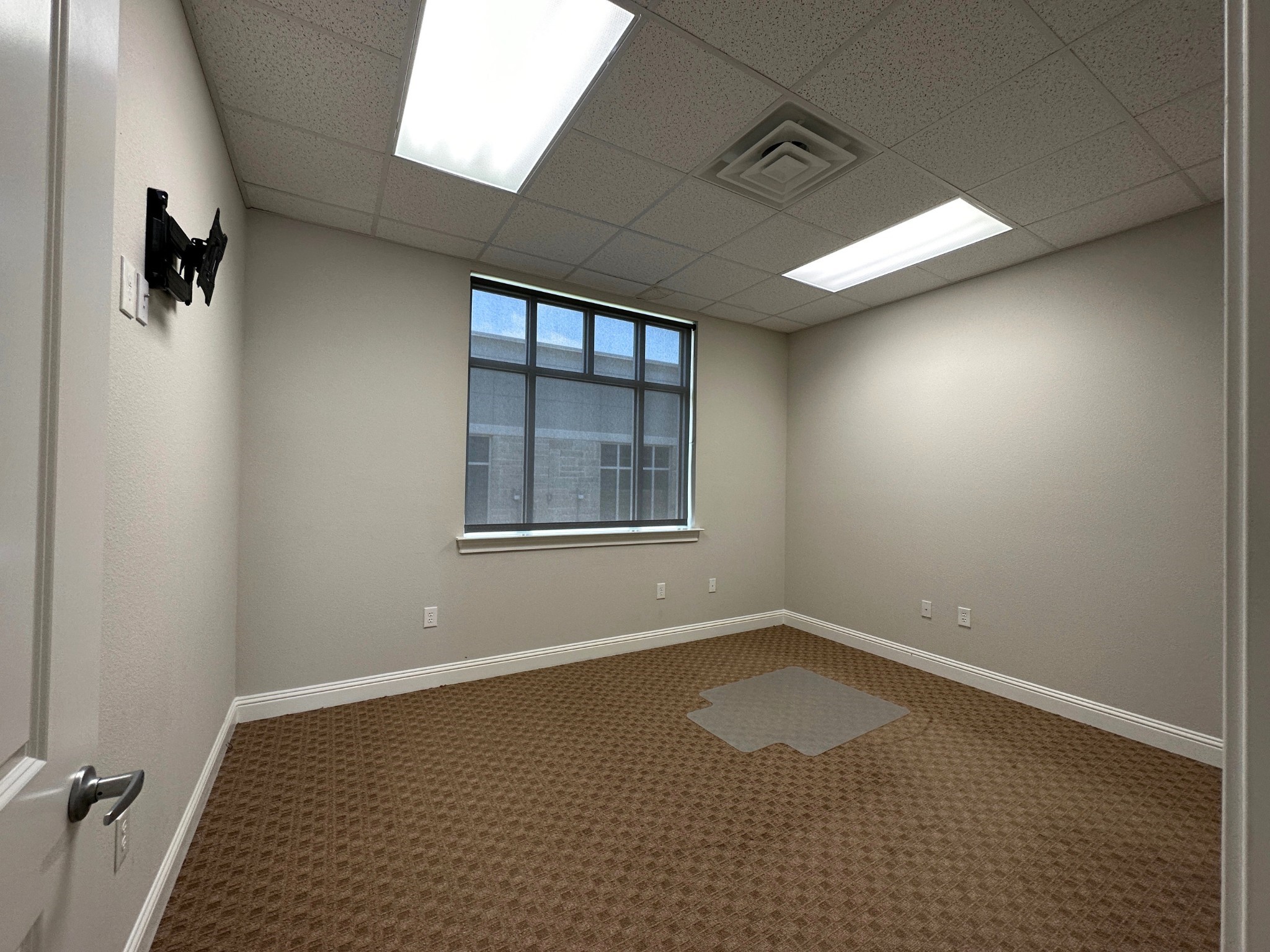 1402 S Custer Road 504