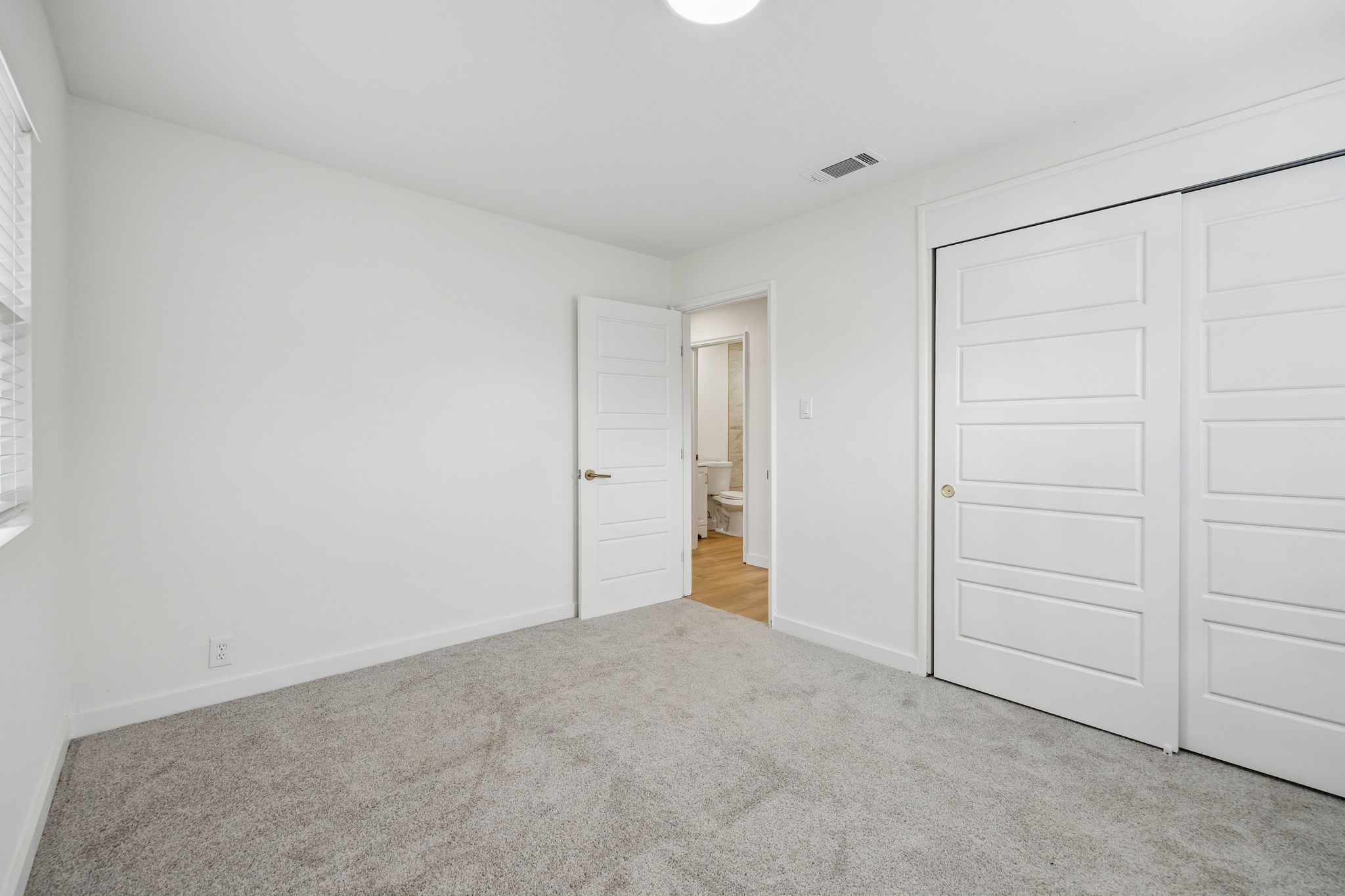 1905 Reever Street