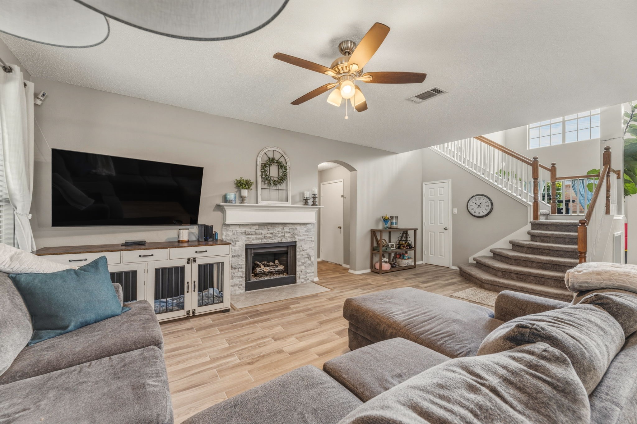 3709 Saint Johns Drive